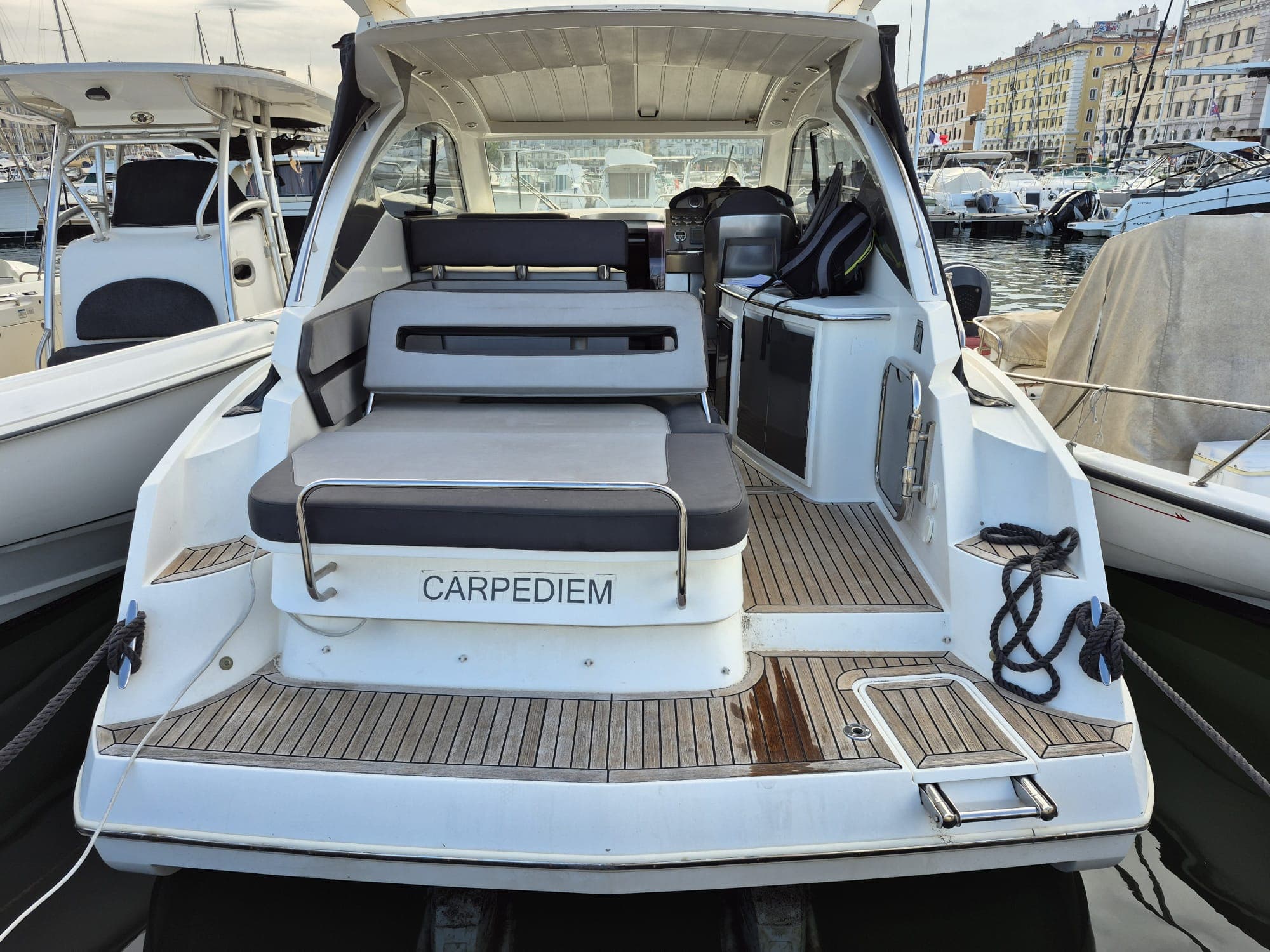 2012 Galeon Yachts 325 HTO te koop in Marseille, Bouches-du-Rhône Sport Cruiser