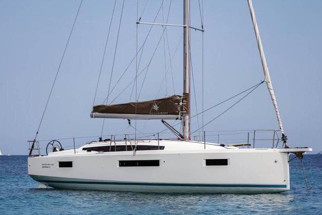2023 Jeanneau Sun Odyssey 410 for Sale in Barcelona, ES Monohull 4