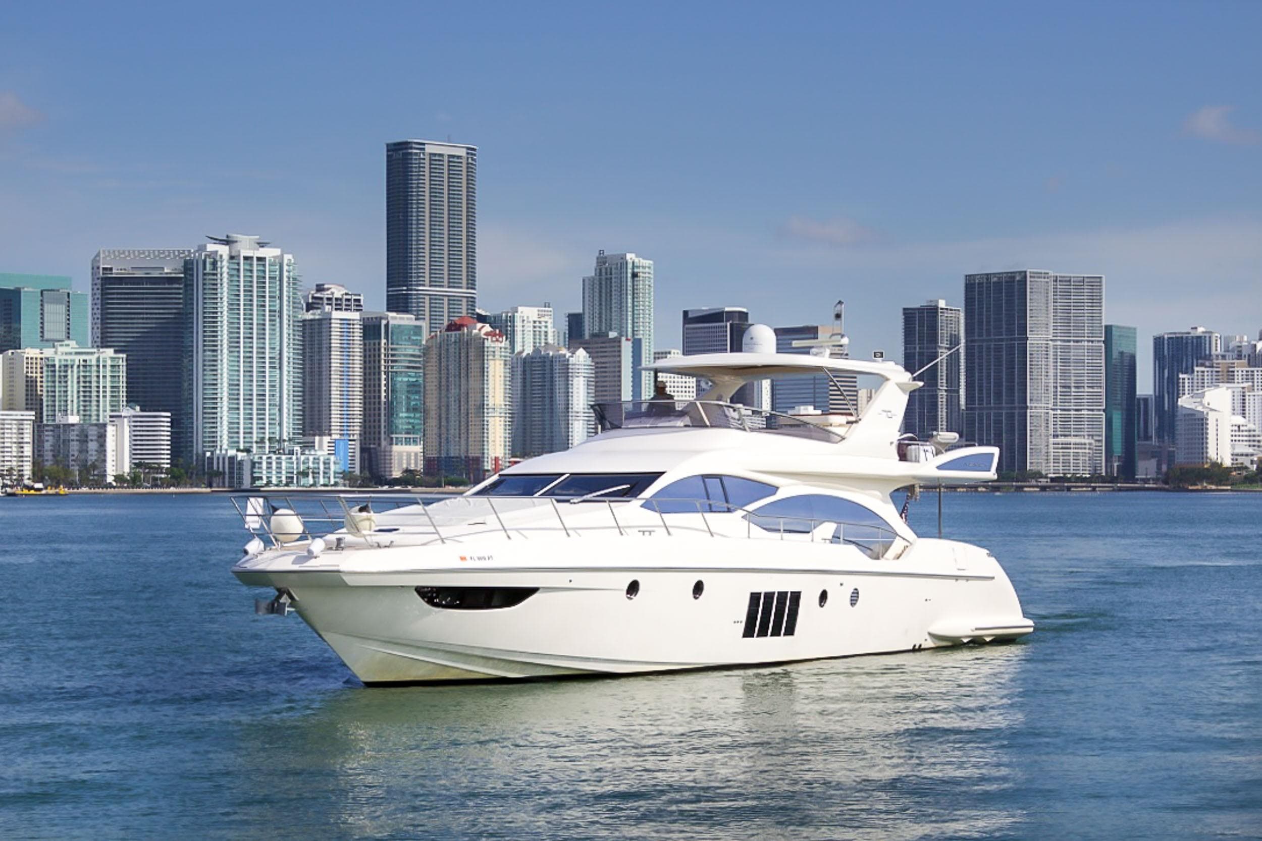 2011 Azimut 70 zum Verkauf in Miami, Florida Flybridge