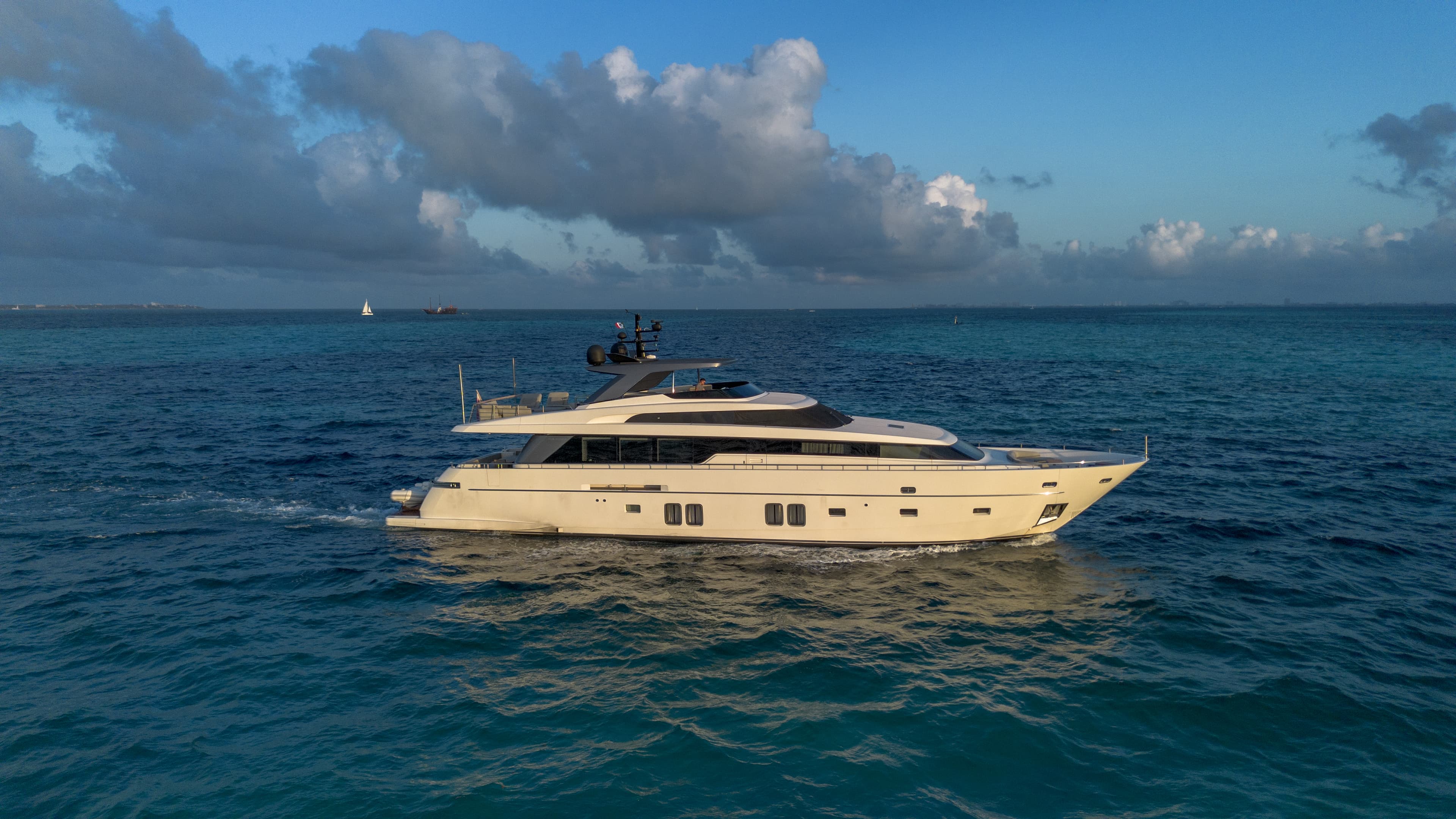 2016 Sanlorenzo SL96 for Sale in Cancún, MX Motor Yacht
