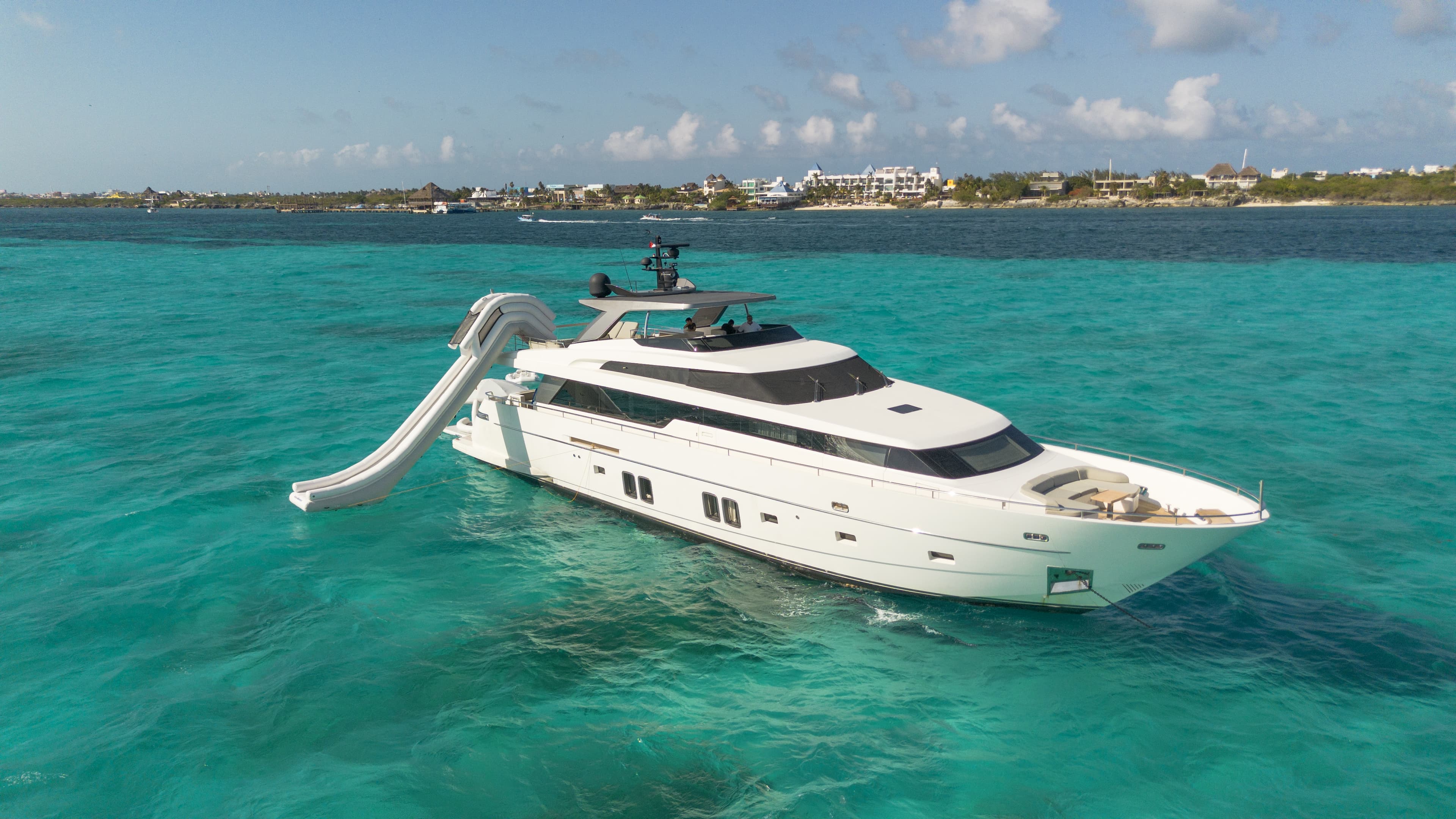 2016 Sanlorenzo SL96 for Sale in Cancún, MX Motor Yacht 4