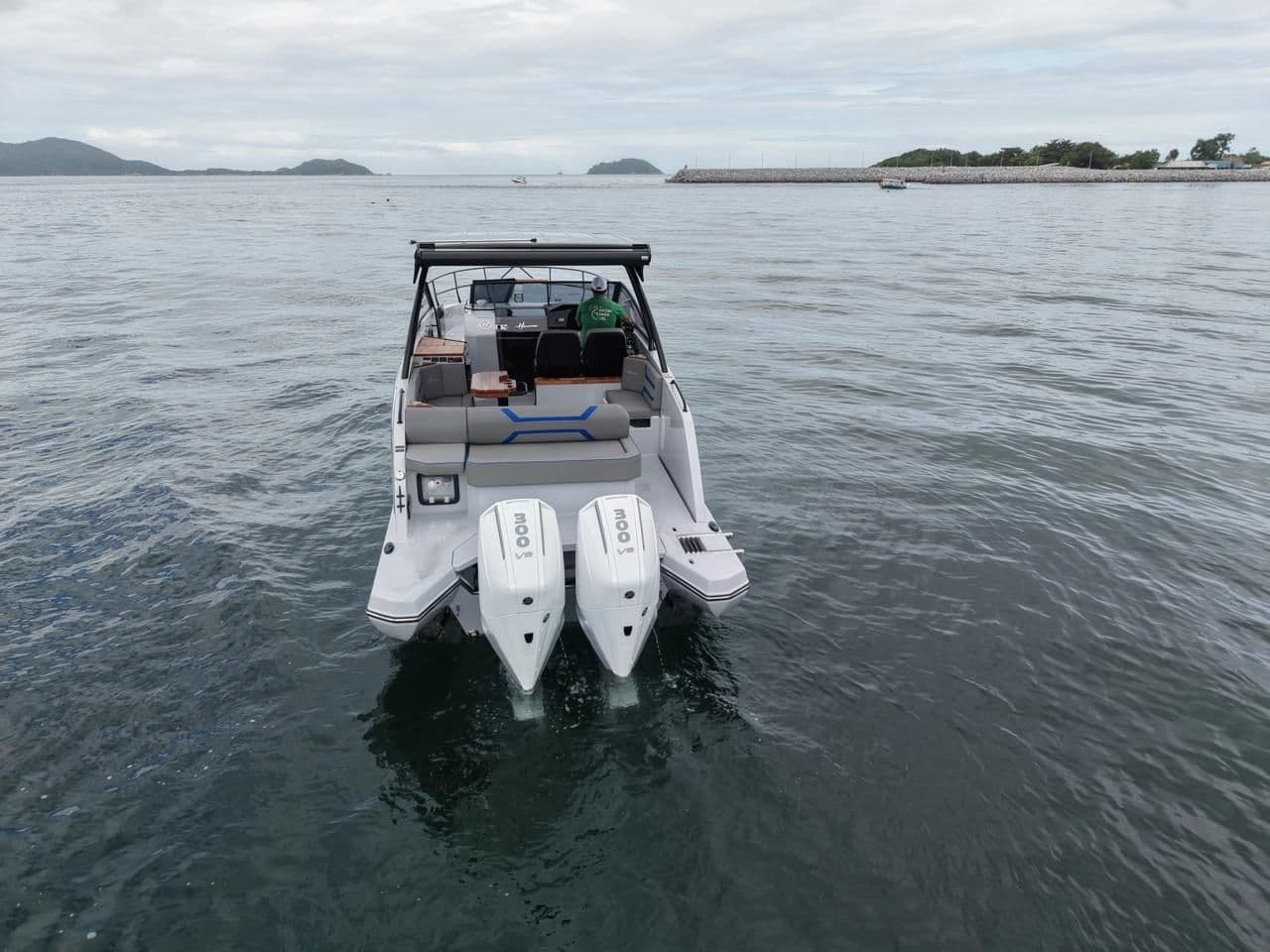 2027 Hanover Yachts 327 in vendita a Fort Lauderdale, Florida Cruiser 4