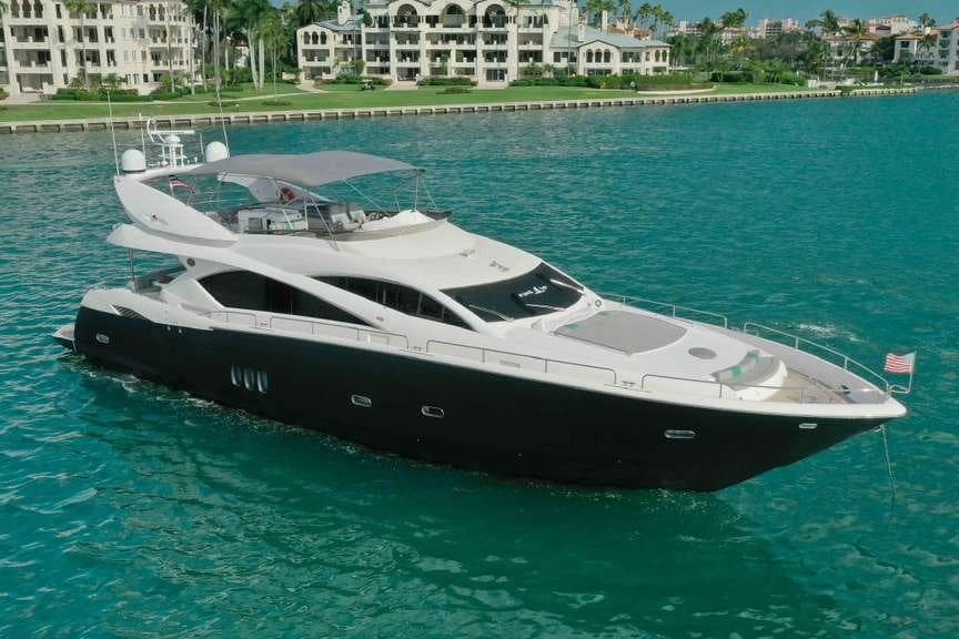 2006 Sunseeker Manhattan 82 in vendita a Miami, Florida Flybridge 4