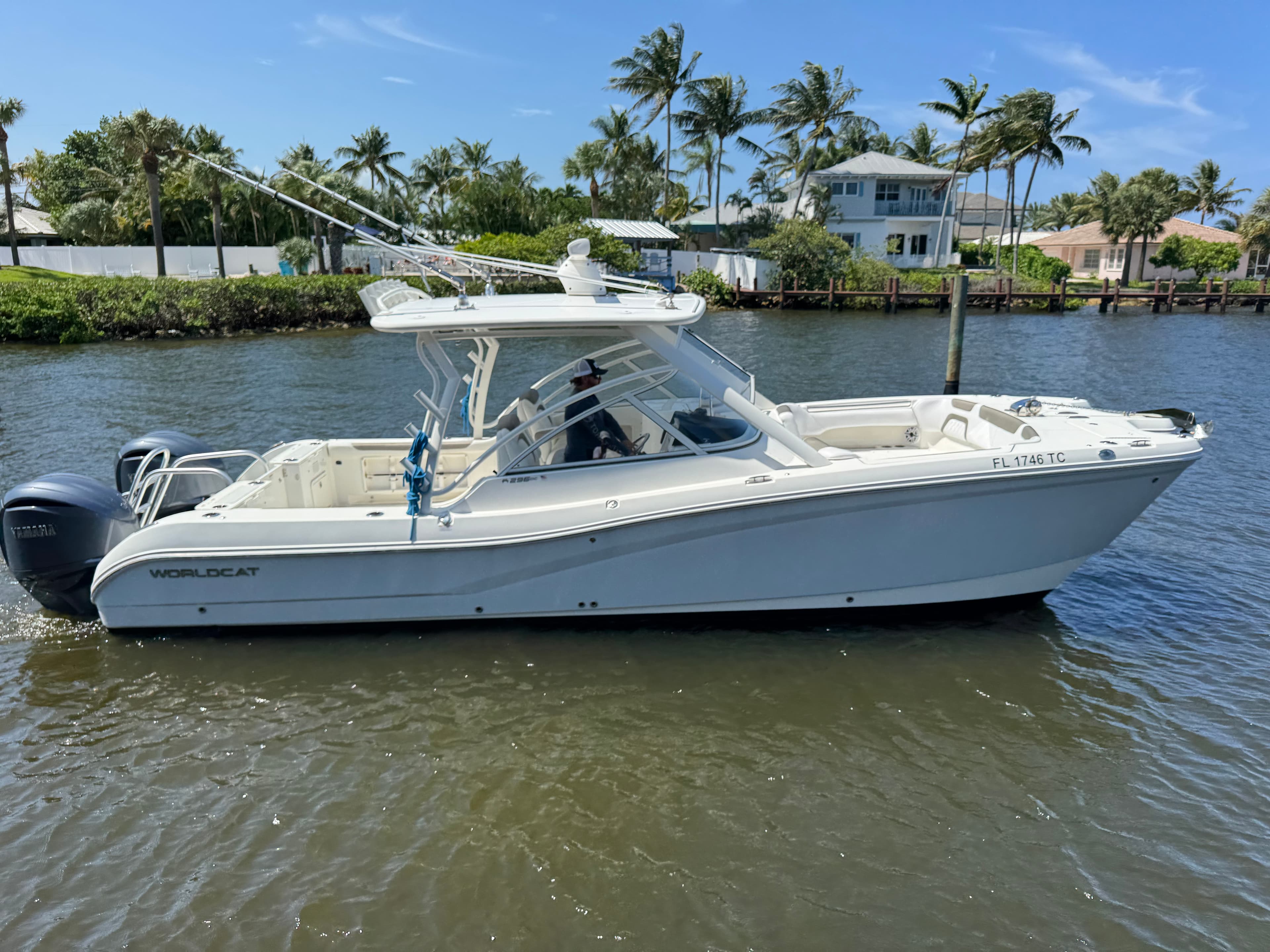 2022 World Cat 296DC a la venta en Boynton Beach, Florida Dual Console