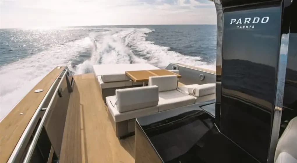 2017 Pardo Yachts P43 zum Verkauf in Altea, ES Walk-around Boats 3