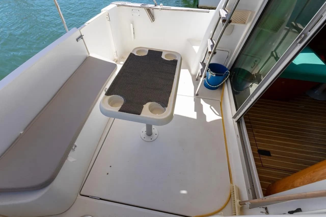 2004 Jeanneau Merry Fisher 805 for Sale in Lagos, PT Pilothouse 4