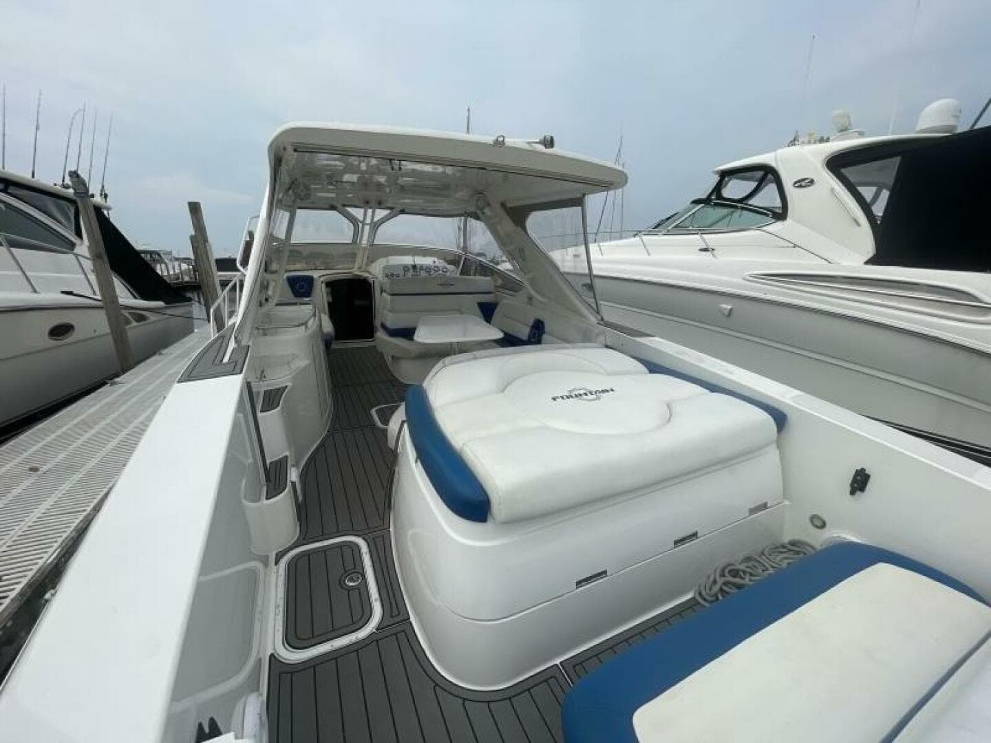 2006 Fountain Powerboats 48 Express Cruiser for Sale in Cleveland, Ohio High Performance 3