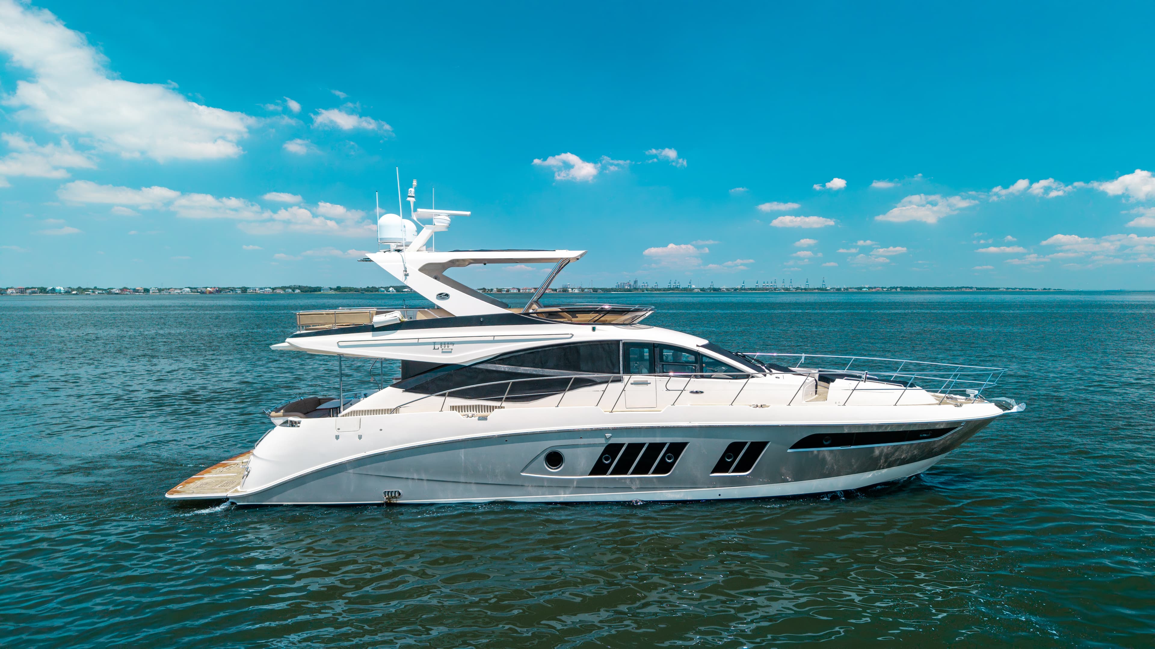 2017 Sea Ray L650 Fly for Sale in Seabrook, TX Motor Yacht