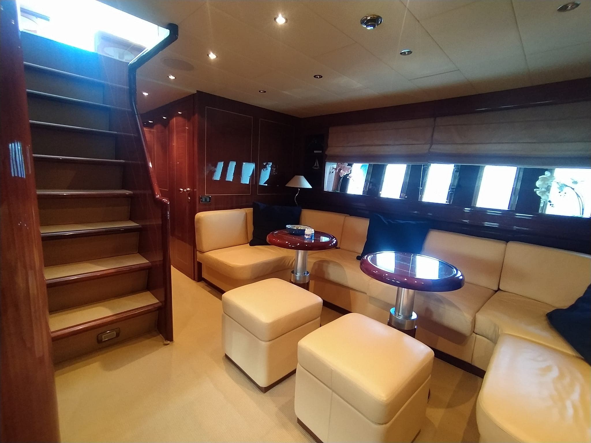 2005 Mangusta 72 zum Verkauf in Pisa, IT Motor Yacht 3