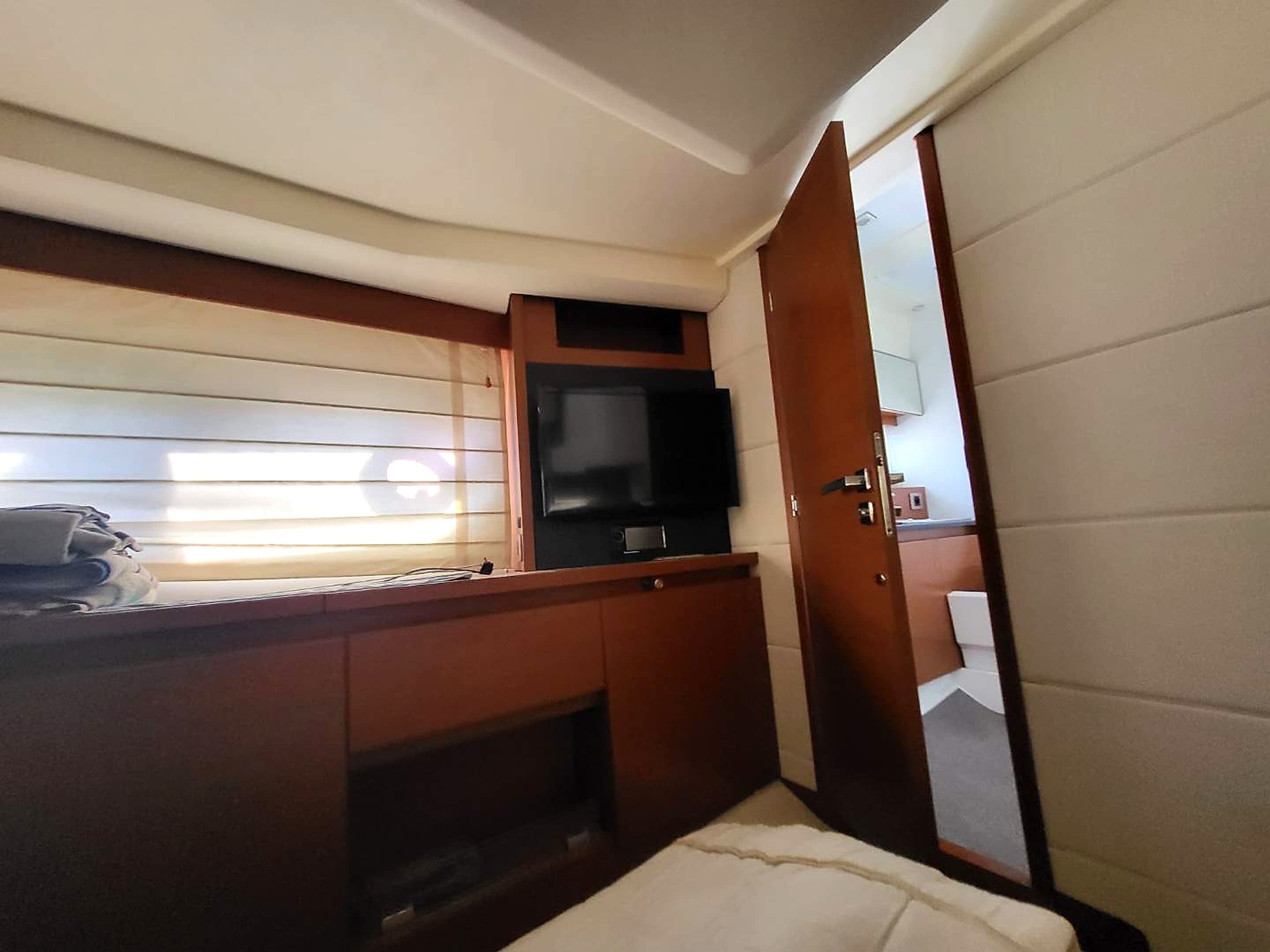 2013 Prestige 450 in vendita a Port-de-Bouc, FR Motor Yacht 5