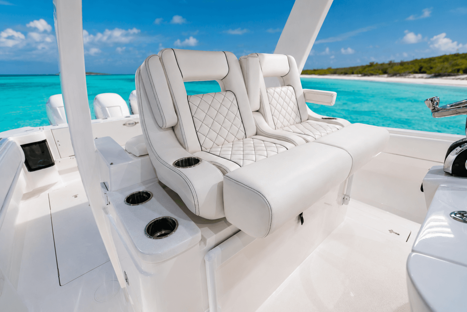2020 Intrepid Powerboats 407 Panacea zum Verkauf in Miami, Florida Center Console 4