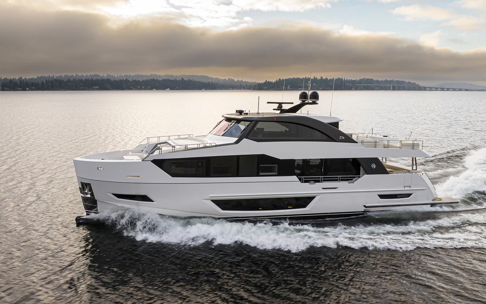 2027 Ocean Alexander 27R for Sale in Pompano Beach, FL Flybridge