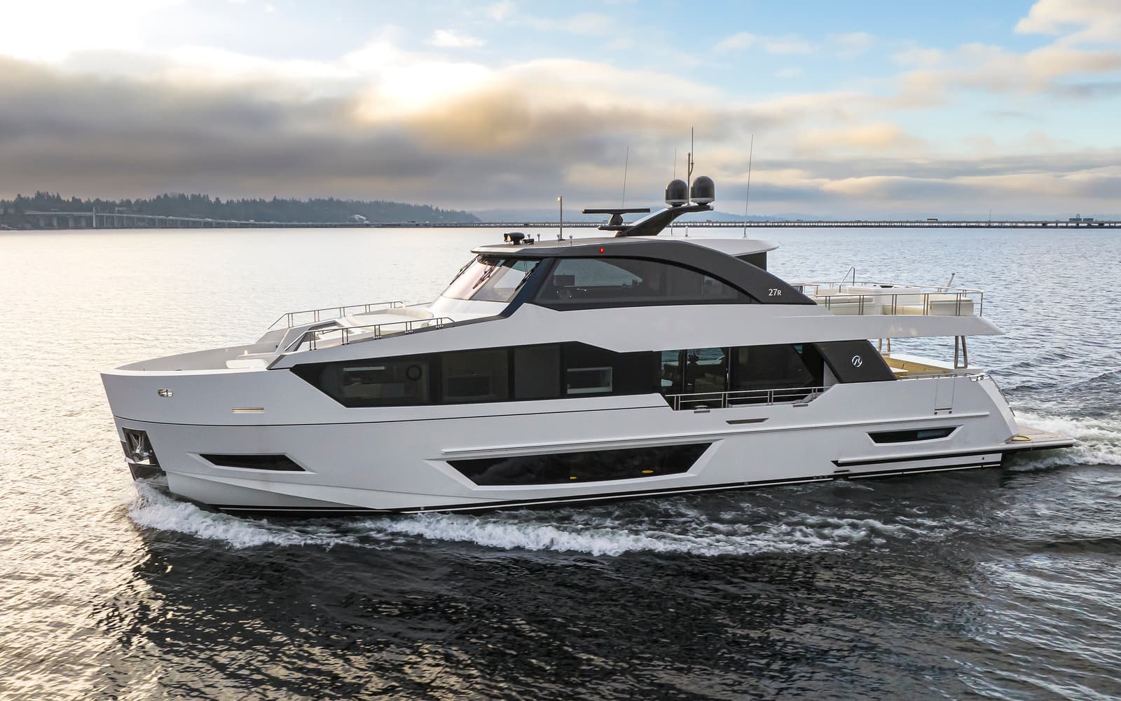 2027 Ocean Alexander 27R for Sale in Pompano Beach, FL Flybridge 2