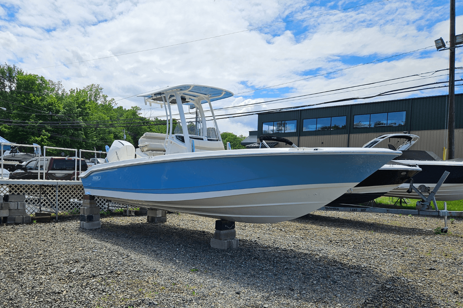 2026 Boston Whaler 250 Dauntless à vendre à Lake Hopatcong, NJ Center Console 4