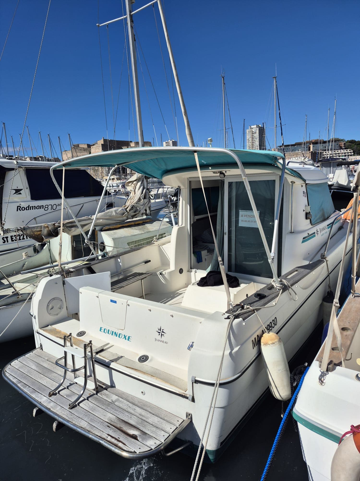 1998 Jeanneau Merry Fisher 695 te koop in Marseille, FR Pilothouse