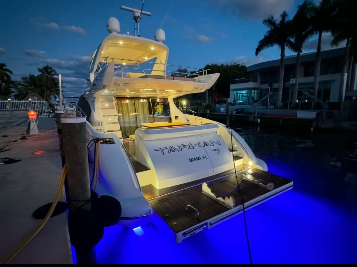 2014 Azimut 64 FLY zum Verkauf in Miami Beach, Florida Motor Yacht 5