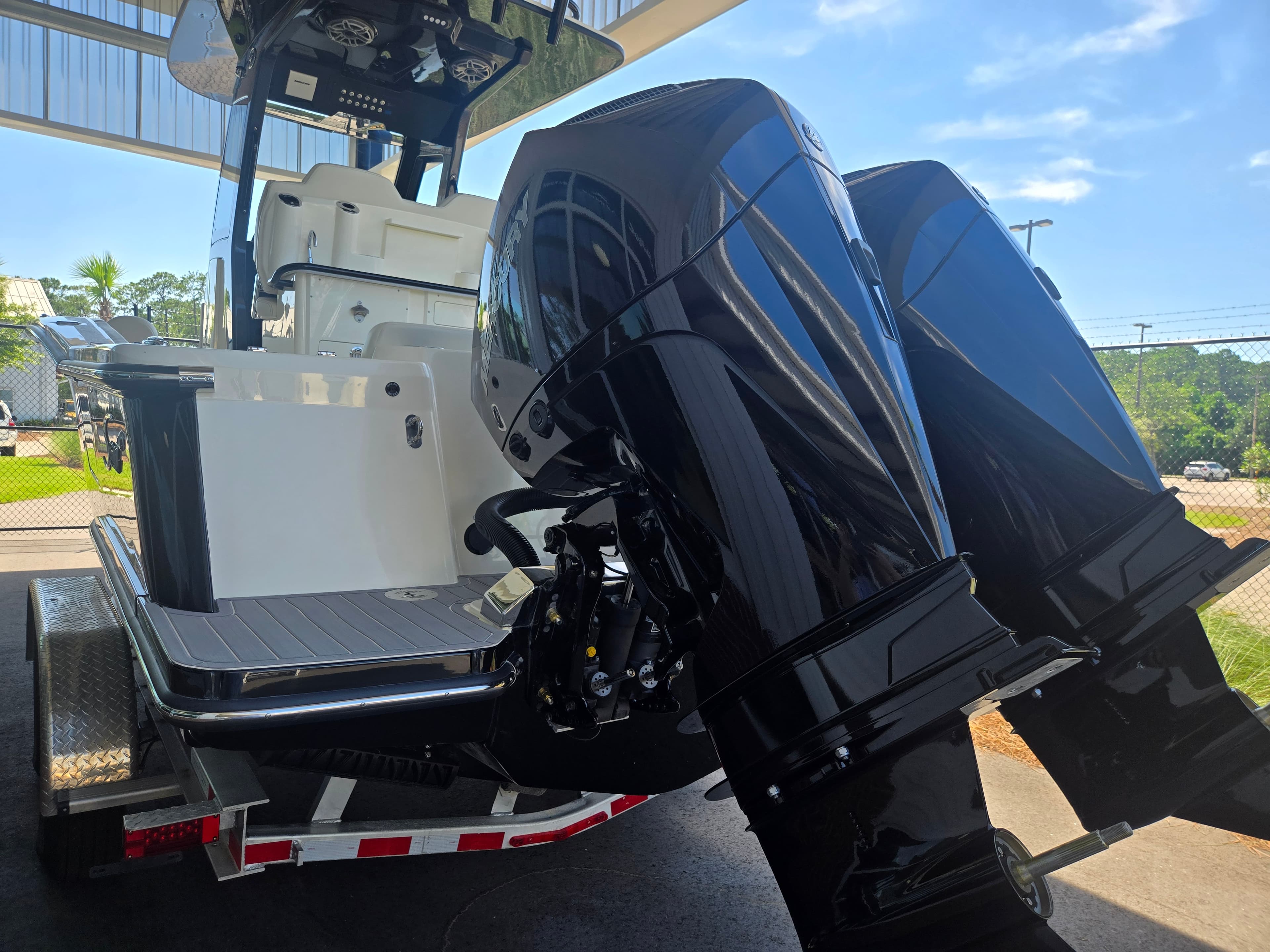 2027 Scout Boats 260 LXF zum Verkauf in Charleston, SC Center Console 3