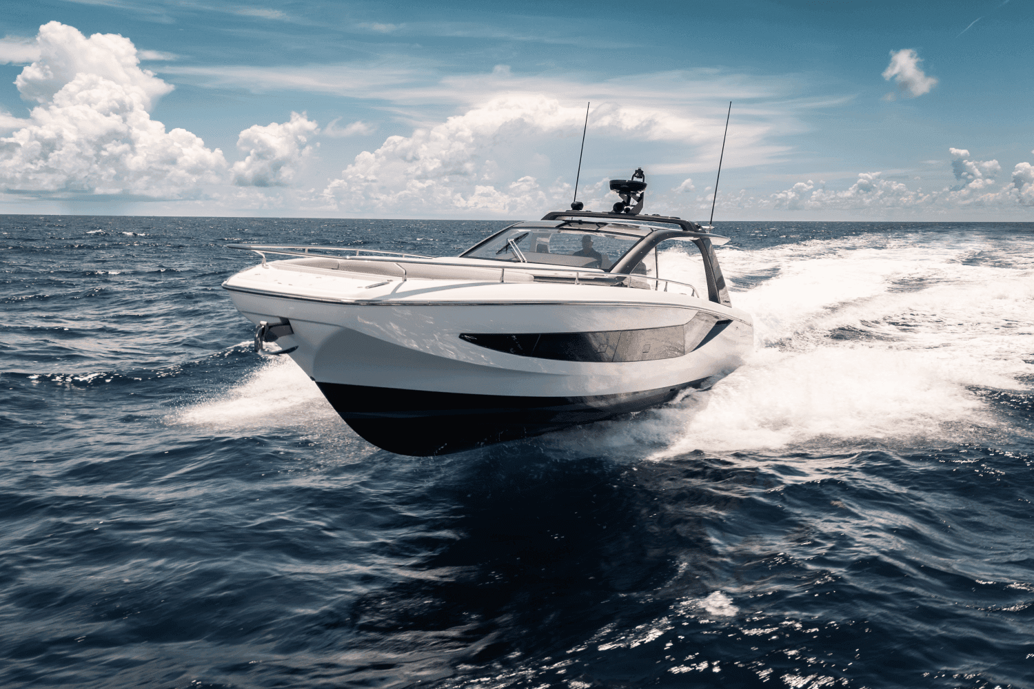 2026 Azimut Verve 42 zum Verkauf in Pompano Beach, FL Sport Cruiser 2