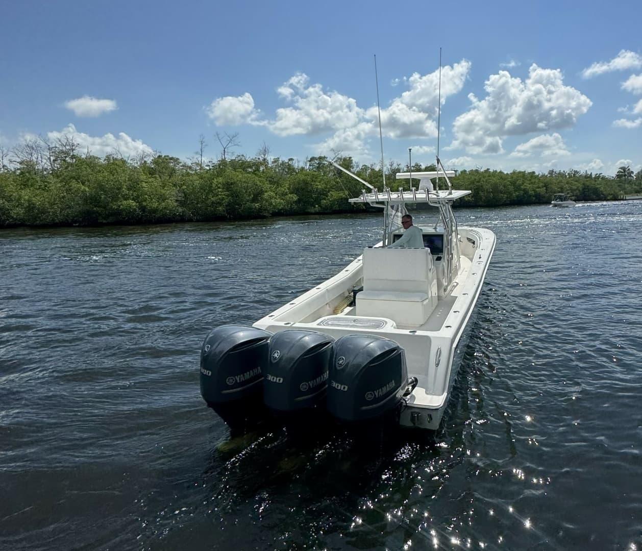 2013 Invincible 36 Open Fisherman for Sale in Cape Coral, Florida Center Console 3