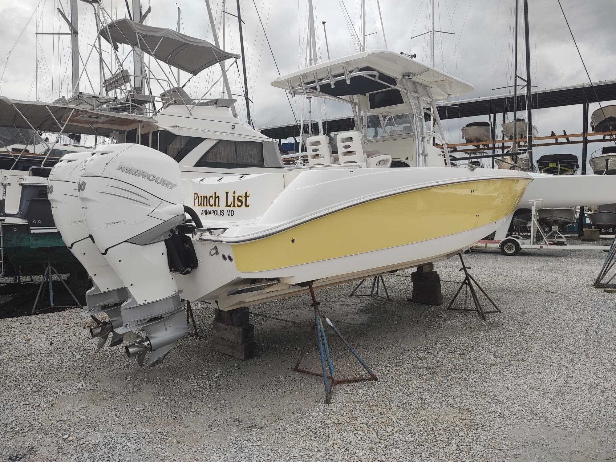 2006 Boston Whaler 320 Outrage à vendre à Annapolis, Maryland Center Console 2