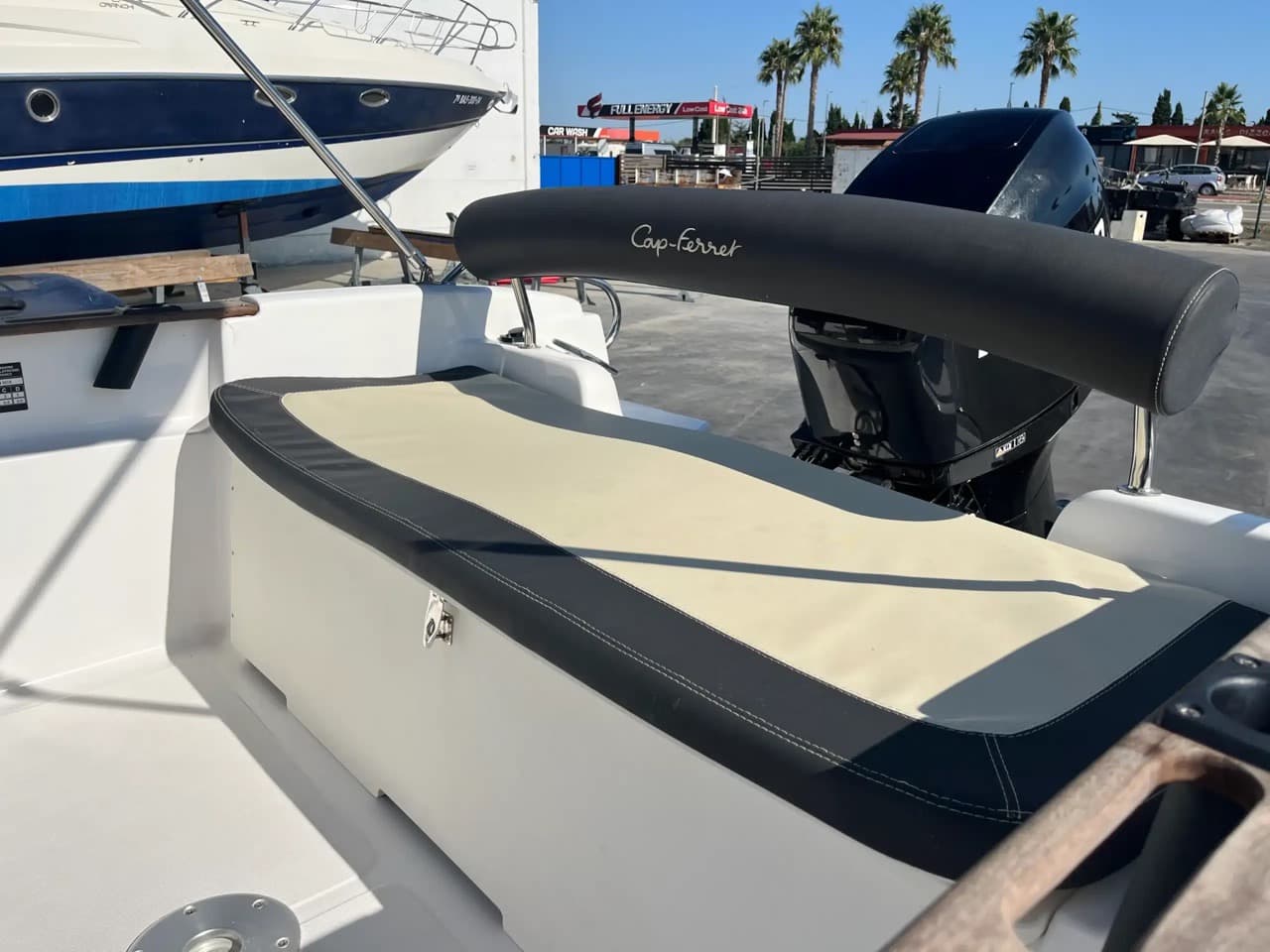 2024 B2 Cap-Ferret 472 Sun Deck in vendita a Empuriabrava, ES Cuddy Cabin 4