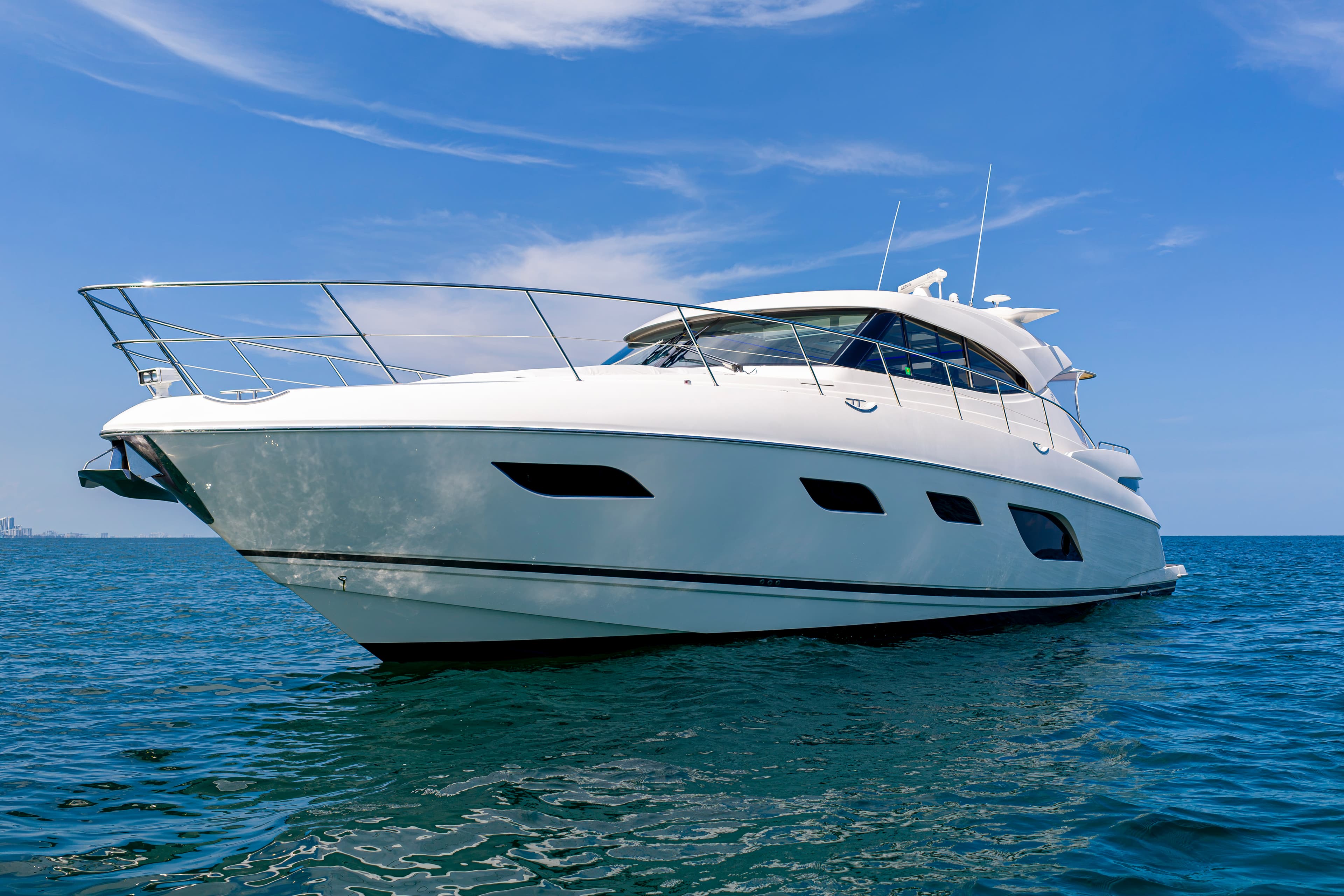 2019 Riviera 6000 Sport Yacht in vendita a Aventura, Florida Motor Yacht 3