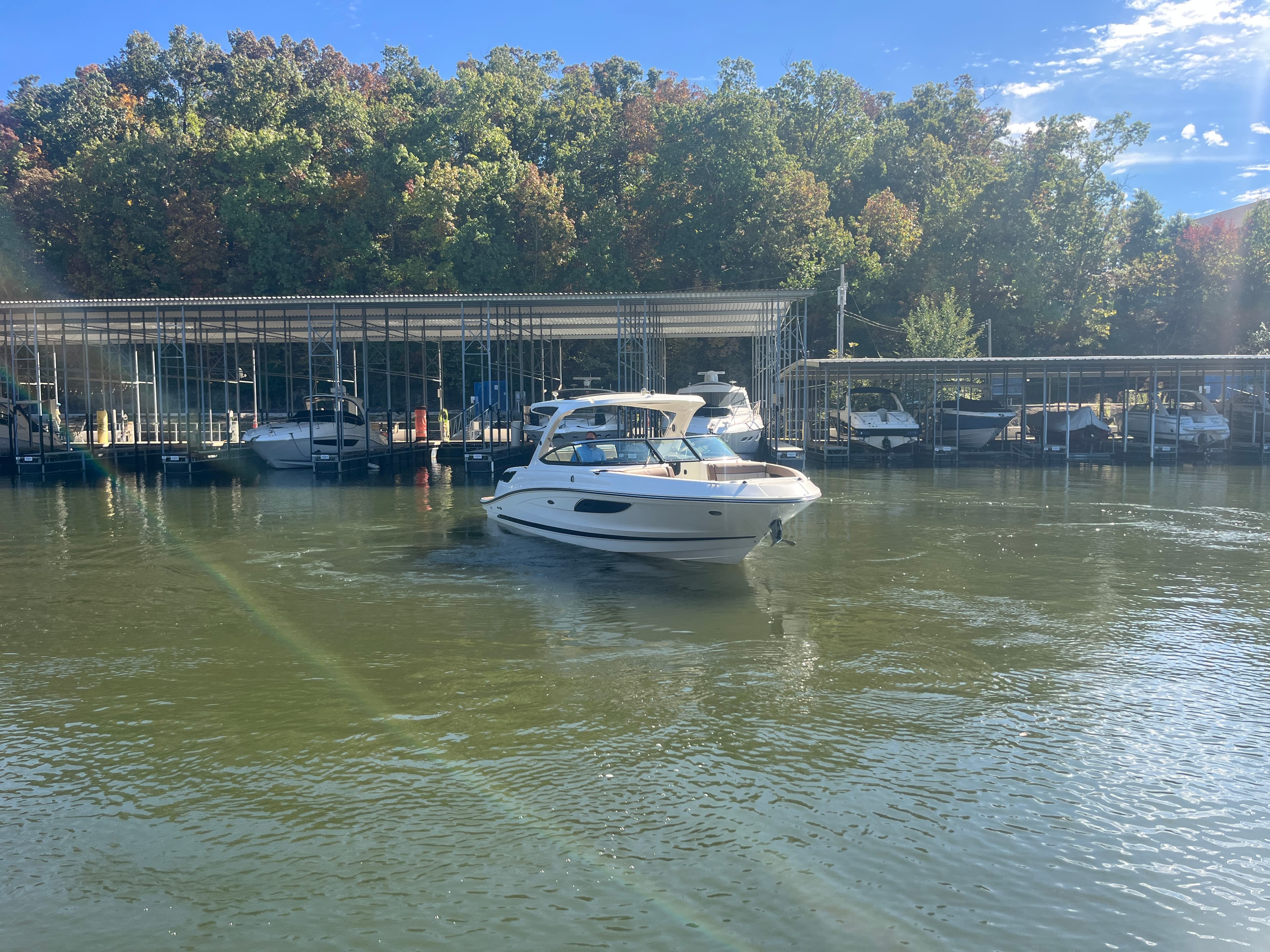 2015 Sea Ray SLX 350 zum Verkauf in Lake Ozark, MO Bowrider 5