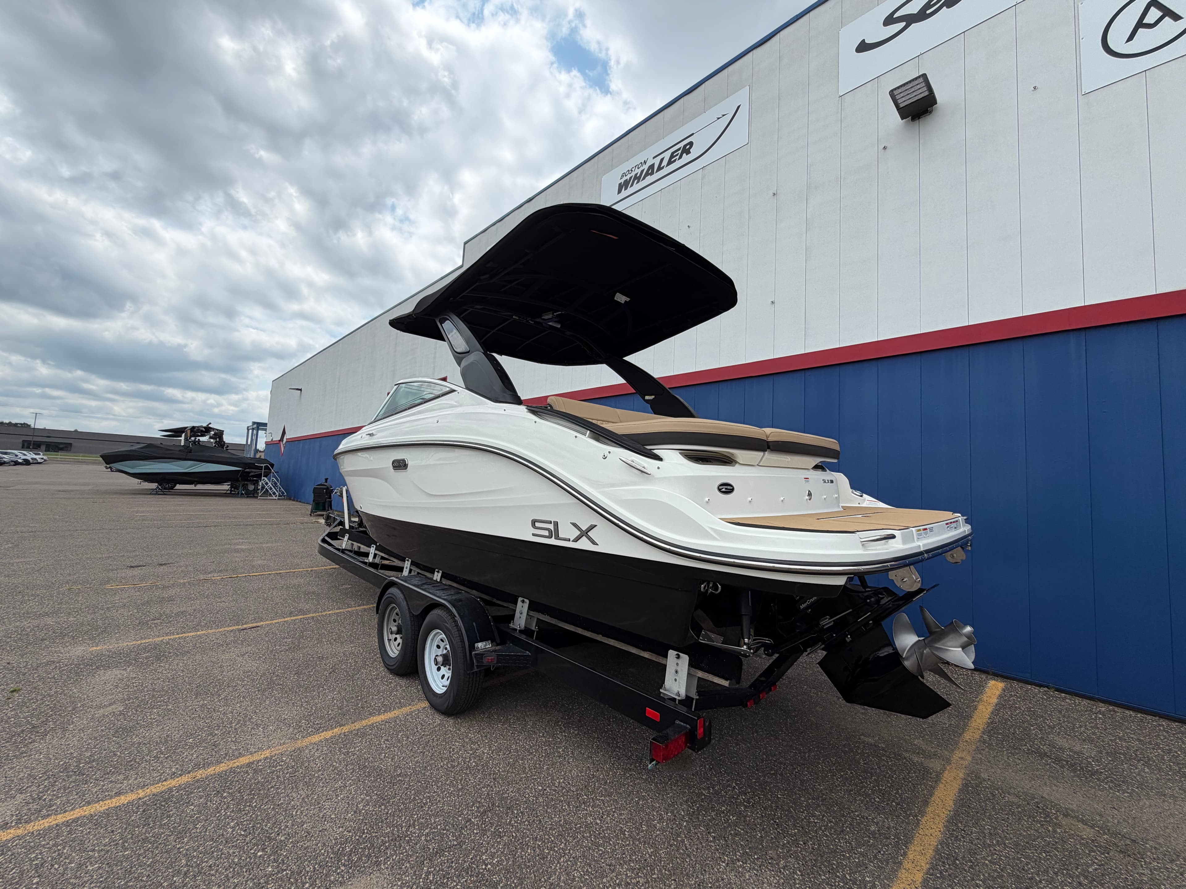 2027 Sea Ray SLX 260 for Sale in Rogers, MN Bowrider 5