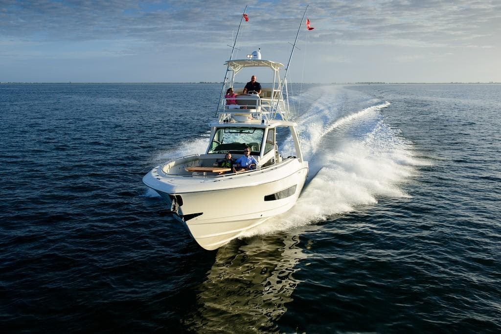 2024 Boston Whaler 420 Outrage a la venta en Quincy, MA Sport Fishing 3
