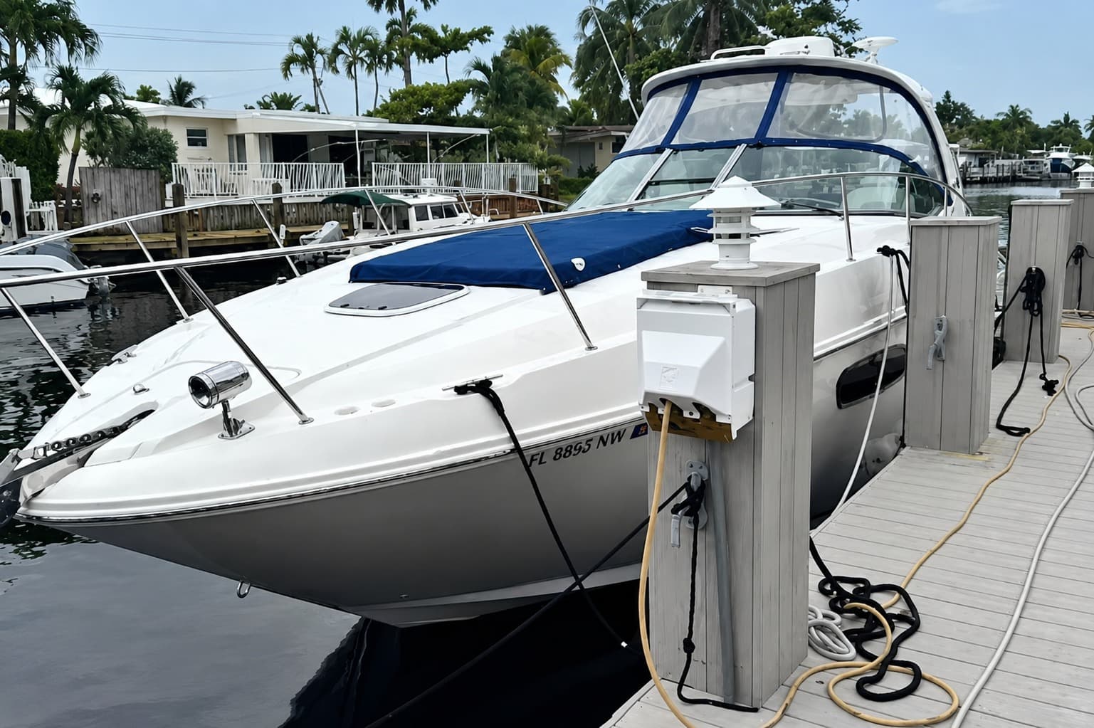 2008 Sea Ray Sundancer 350 zum Verkauf in Deerfield Beach, Florida Cruiser