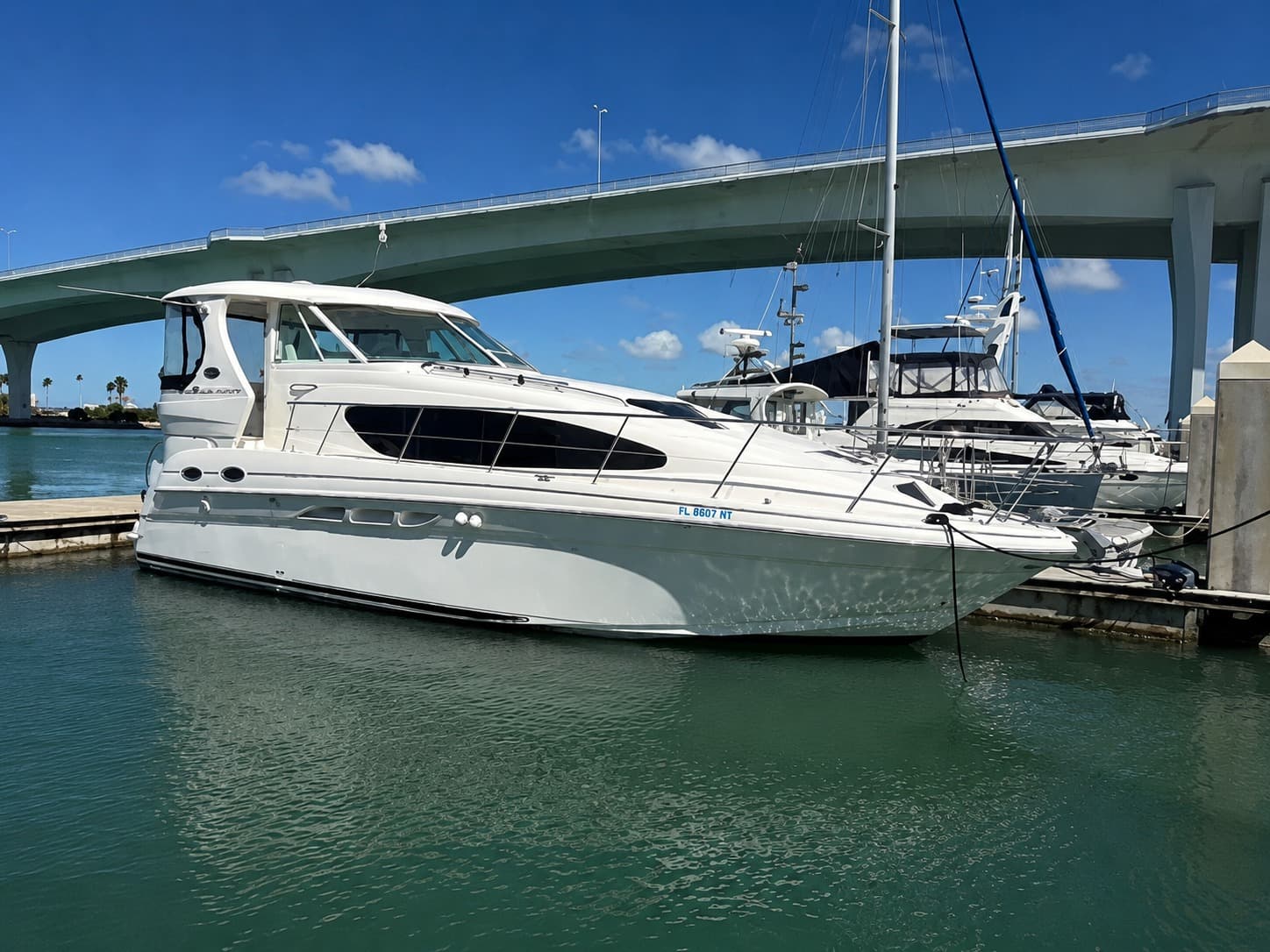 2005 Sea Ray 390 Motor Yacht for Sale in Clearwater, Florida Aft Cabin