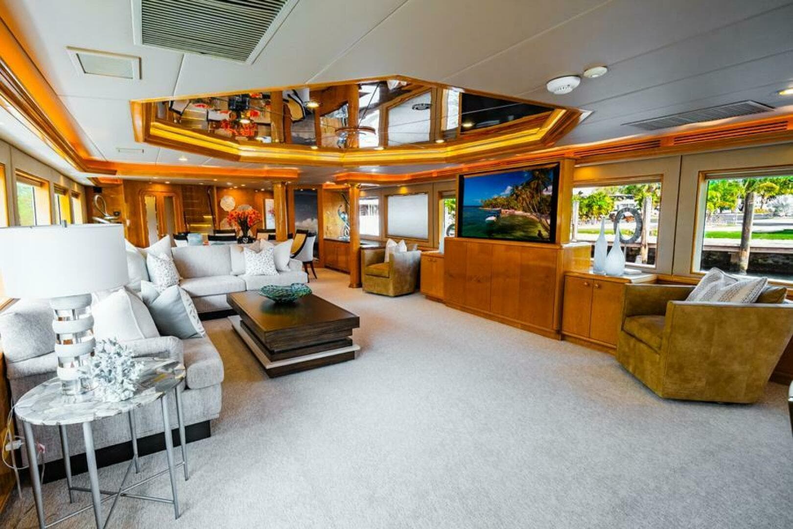 1995 Hatteras 130 a la venta en Fort Lauderdale, Florida Flybridge 4