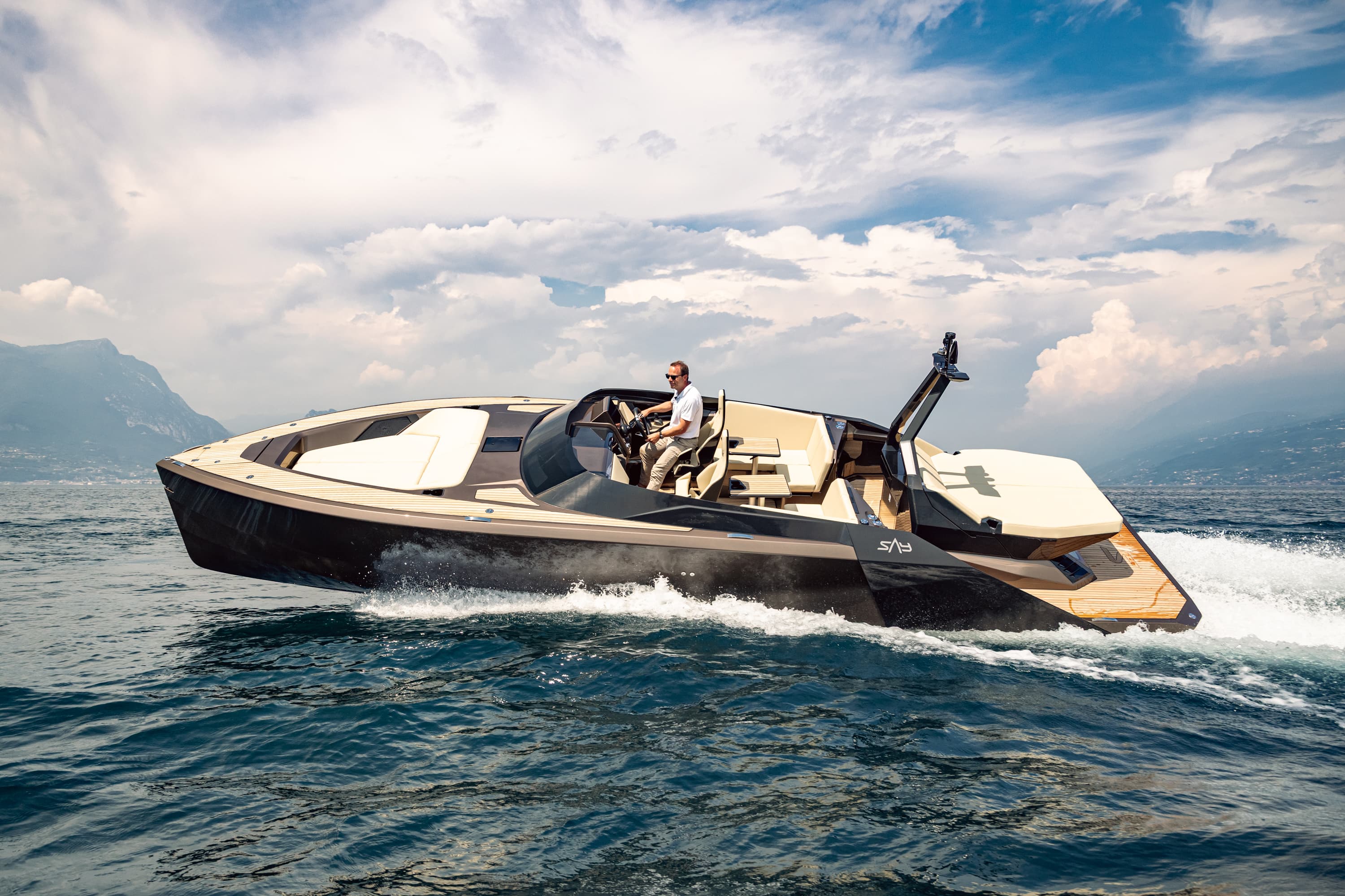 2026 SAY 32 zum Verkauf in Cogolin, FR Day Boats