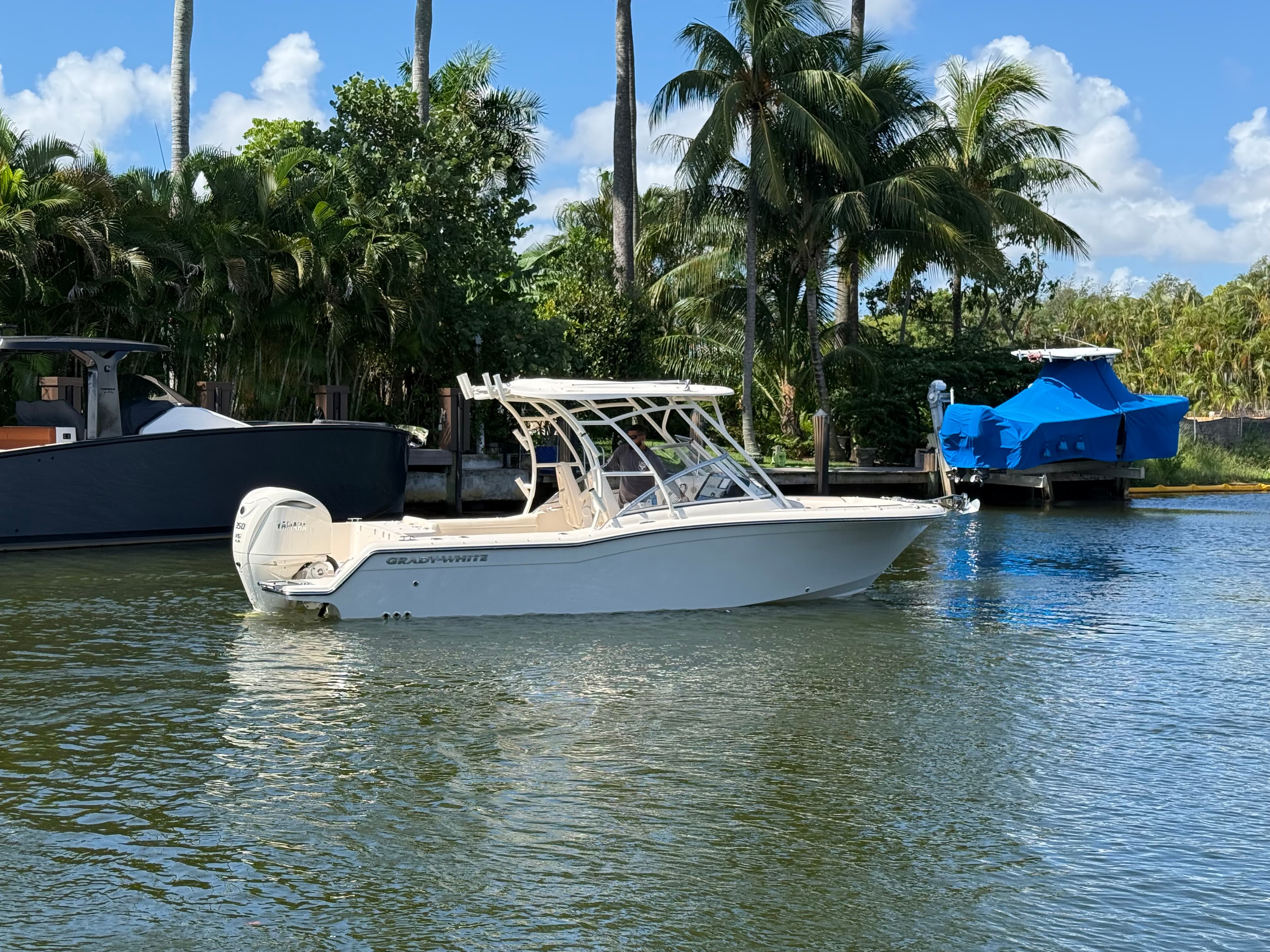 2027 Grady-White Boats Freedom 235 zum Verkauf in Miami, FL Bowrider 2