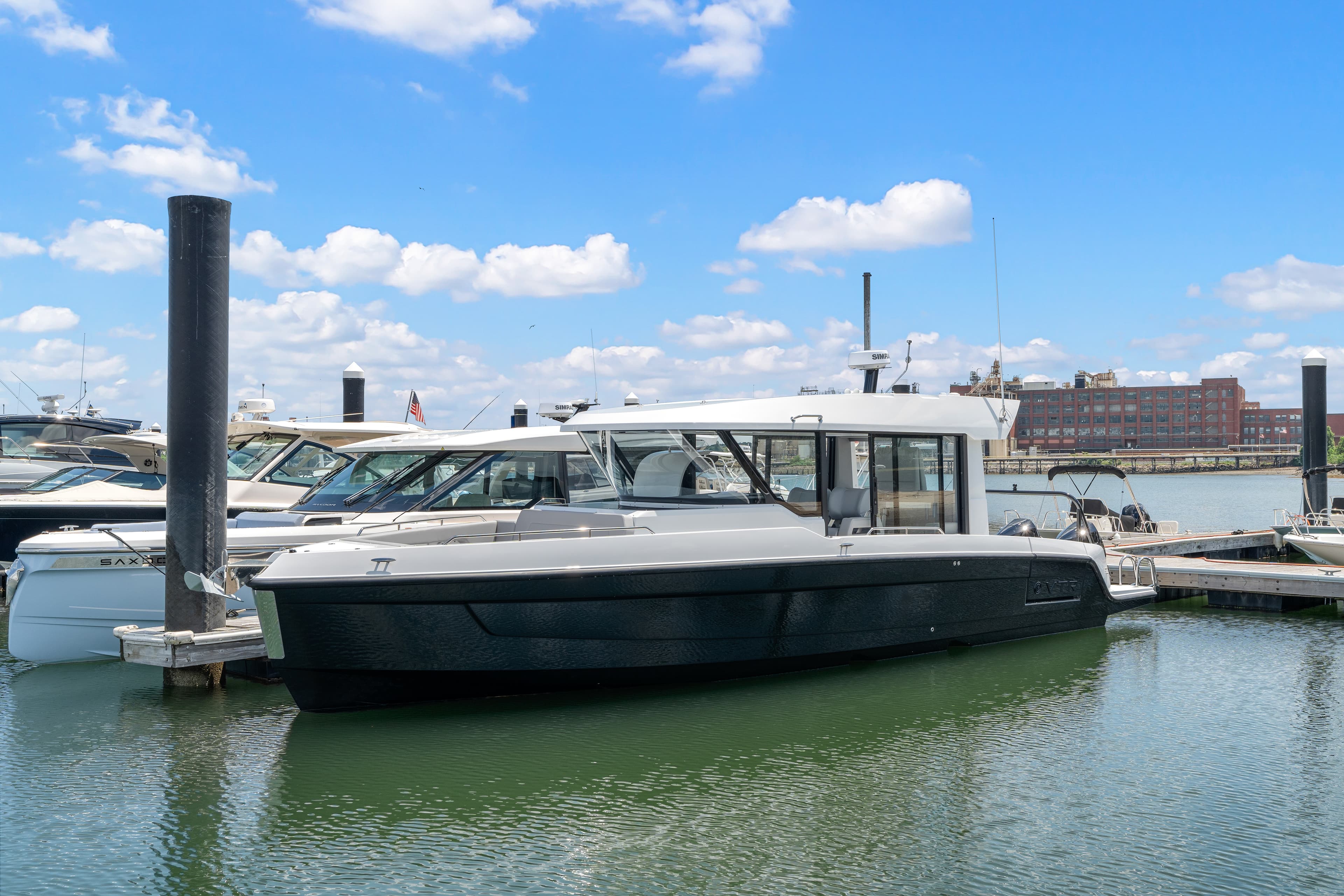 2026 Cruisers Yachts 38 VTR EC a la venta en Quincy, MA Express Cruiser 5