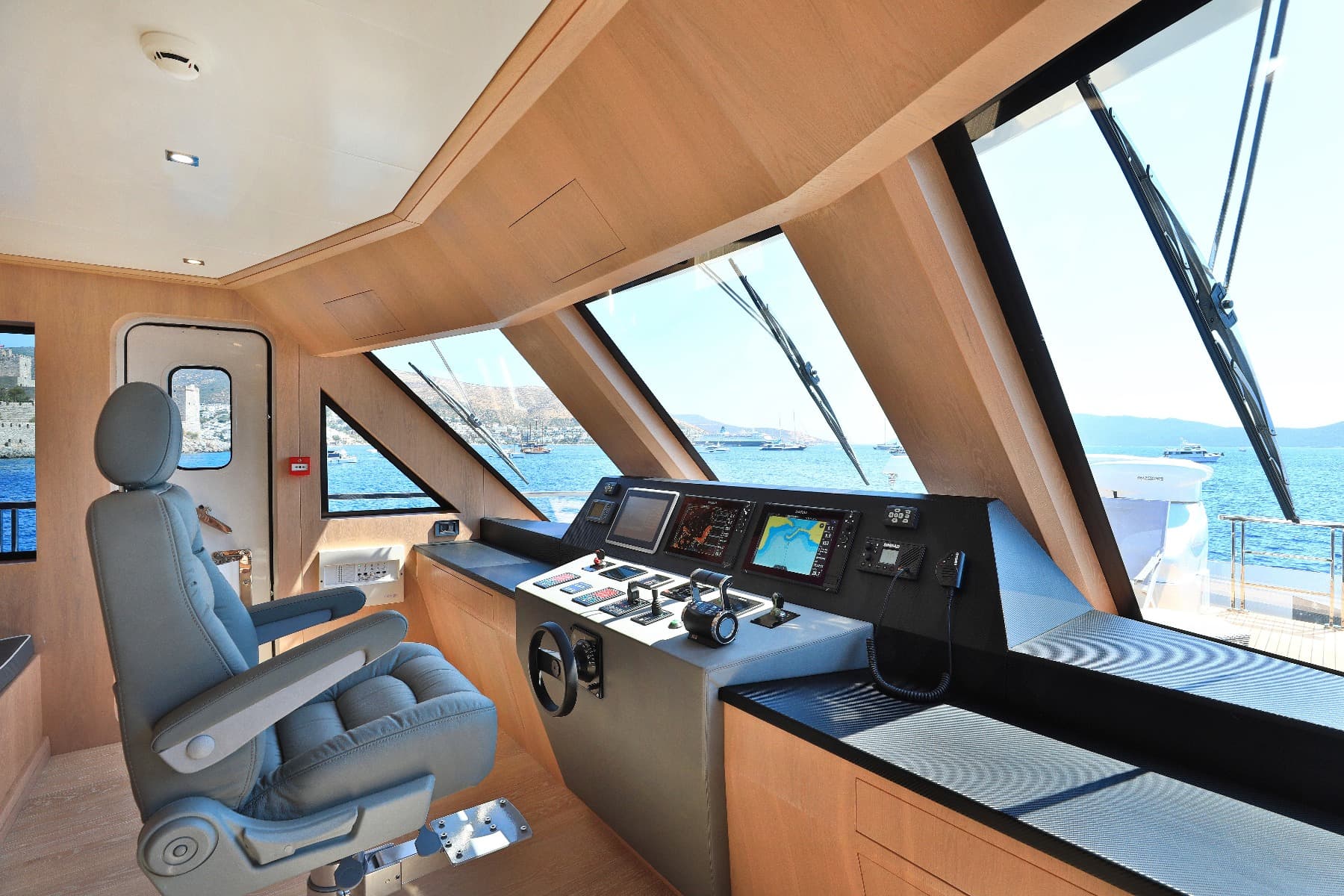 2024 Aegean Yacht Explorer 26M for Sale in Province of Imperia, IT Explorer Yachts 4