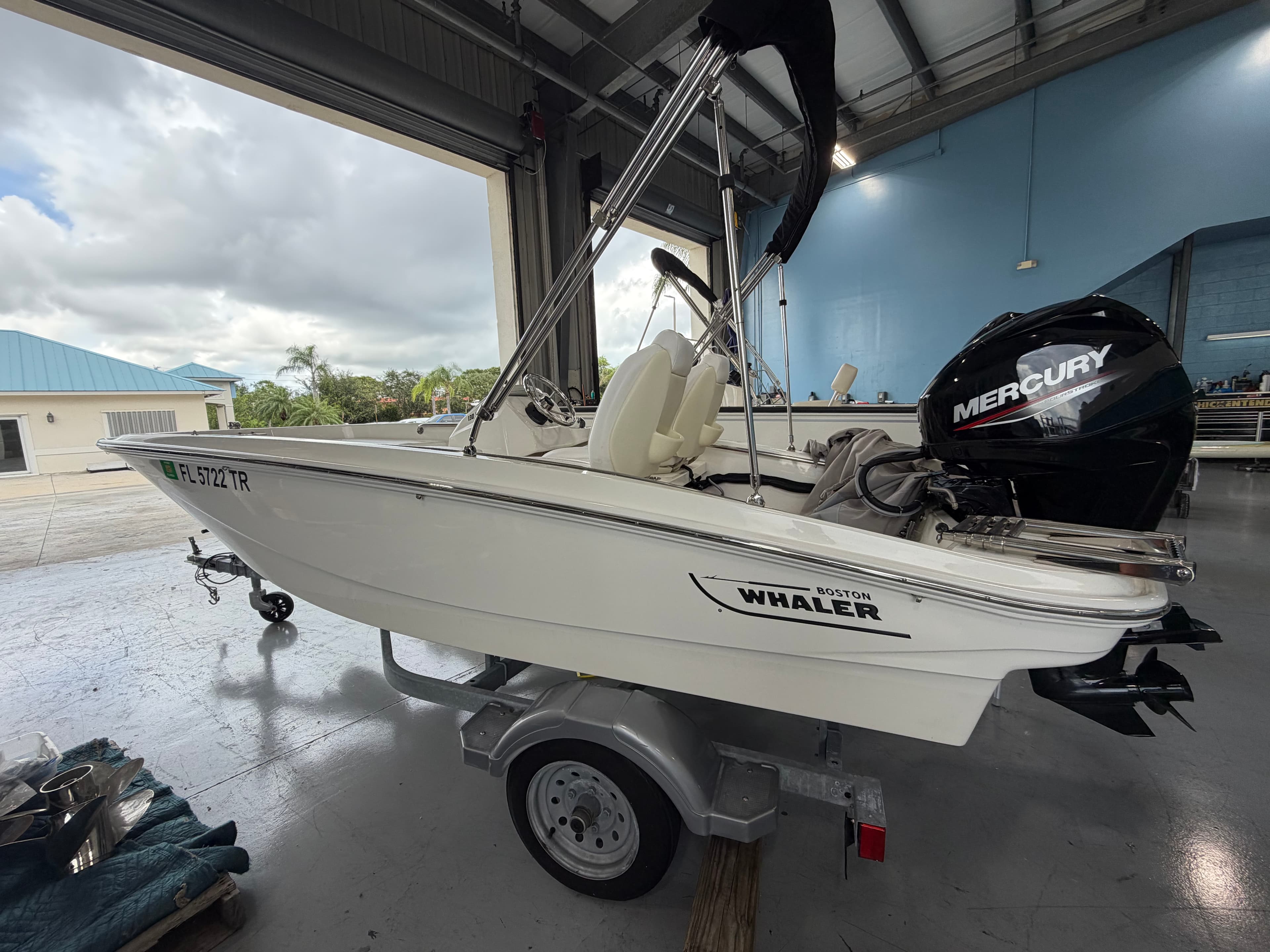 2024 Boston Whaler 130 Super Sport for Sale in Stuart, Florida Bowrider 4