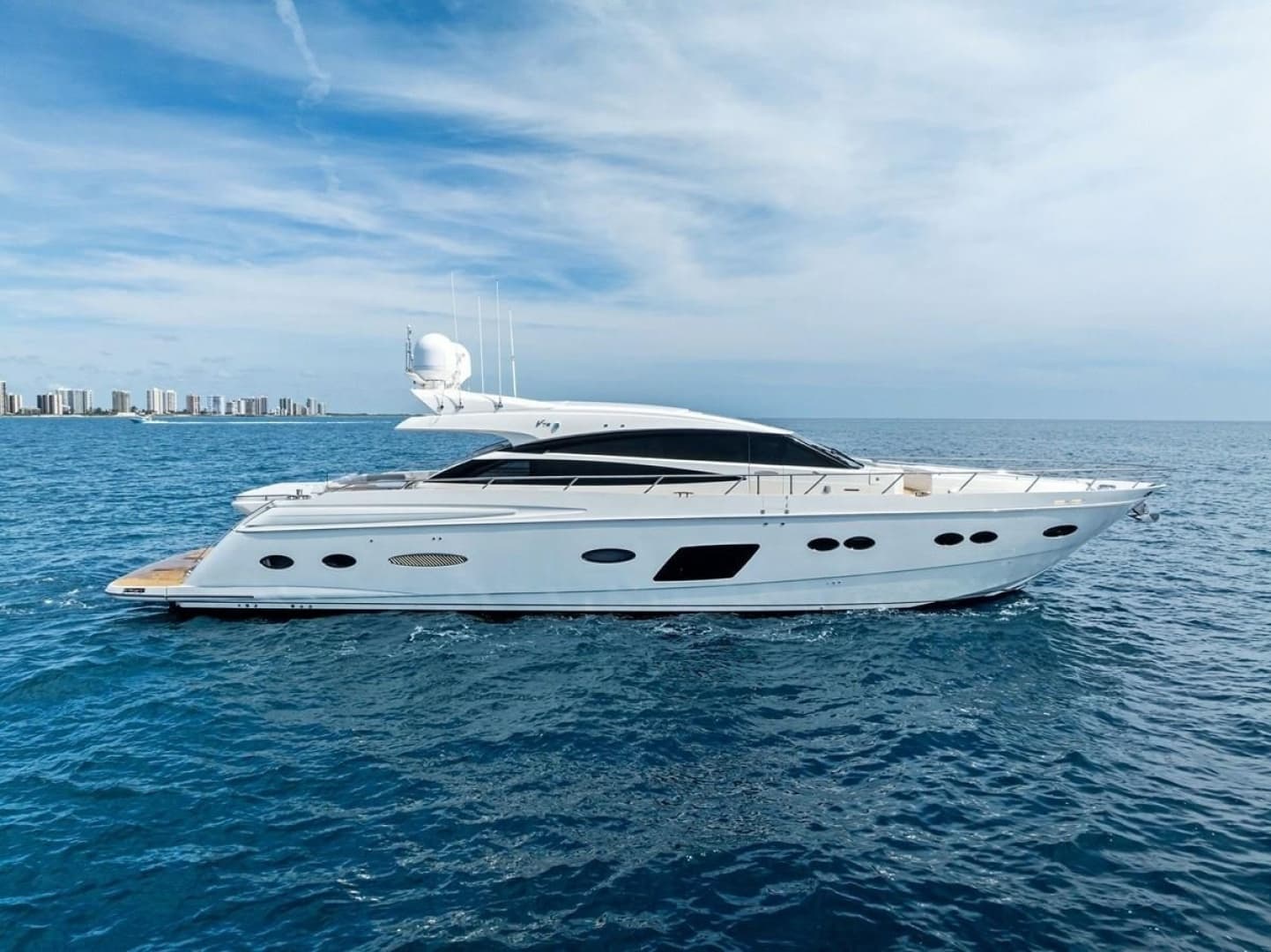 2013 Princess Yachts 78 zum Verkauf in West Palm Beach, Florida Motor Yacht 3