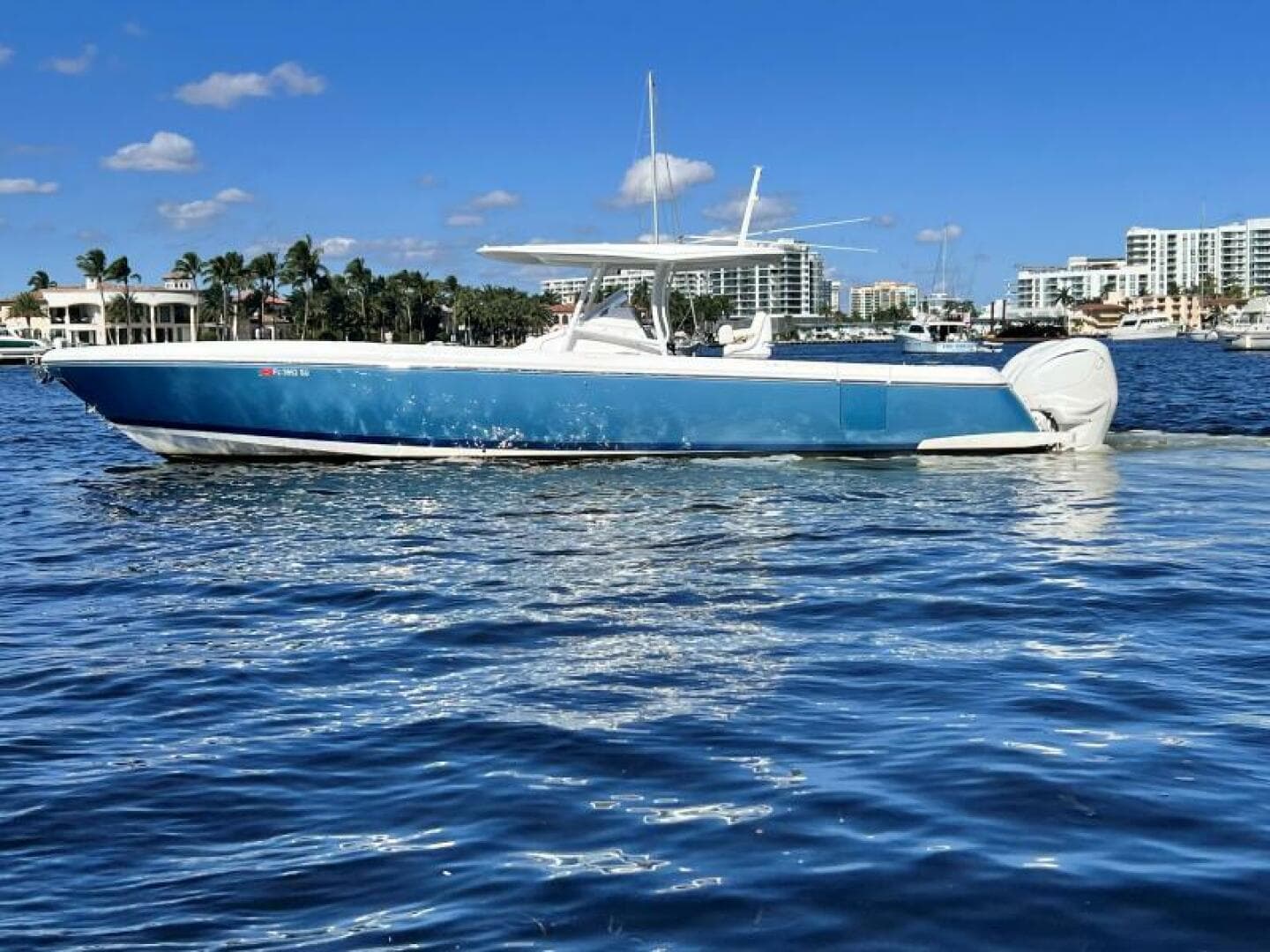 2021 Intrepid Powerboats 407 Nomad FE for Sale in Ft. Lauderdale, Florida Center Console 3