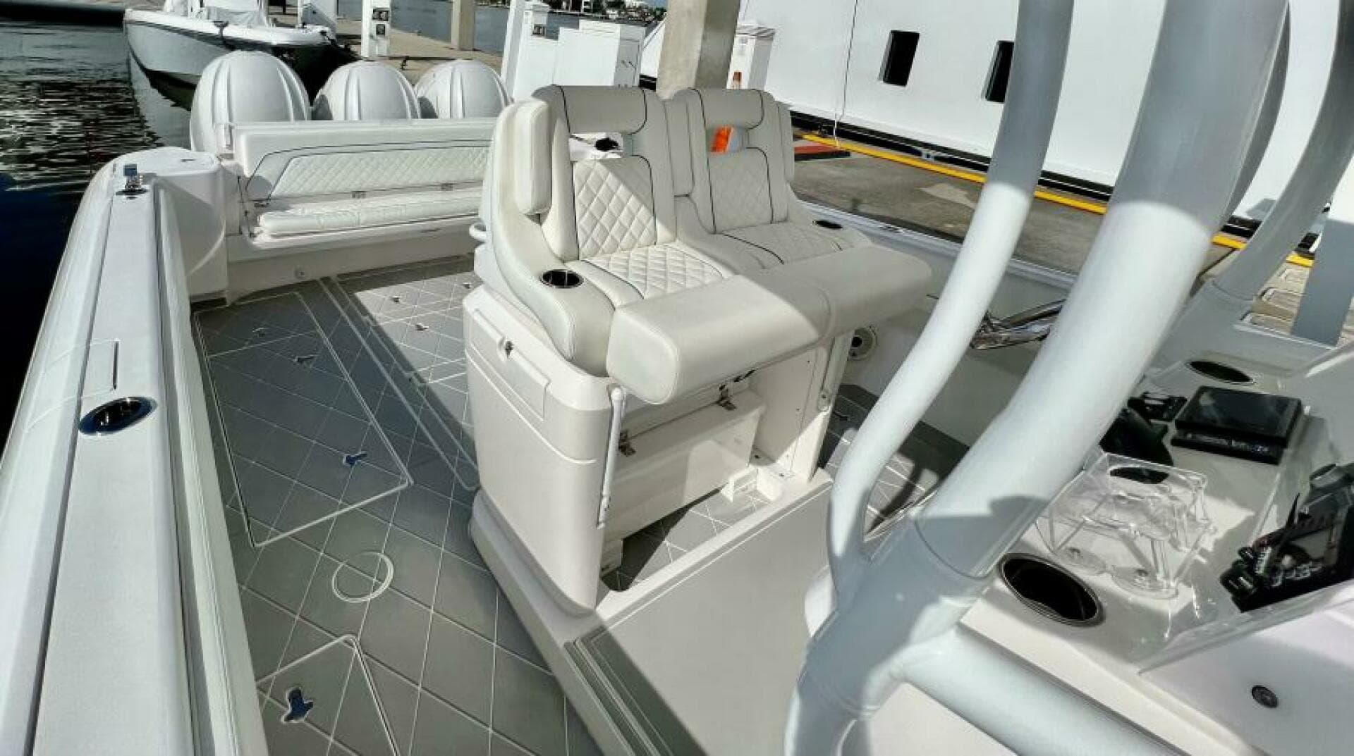 2021 Intrepid Powerboats 407 Nomad FE for Sale in Ft. Lauderdale, Florida Center Console 5