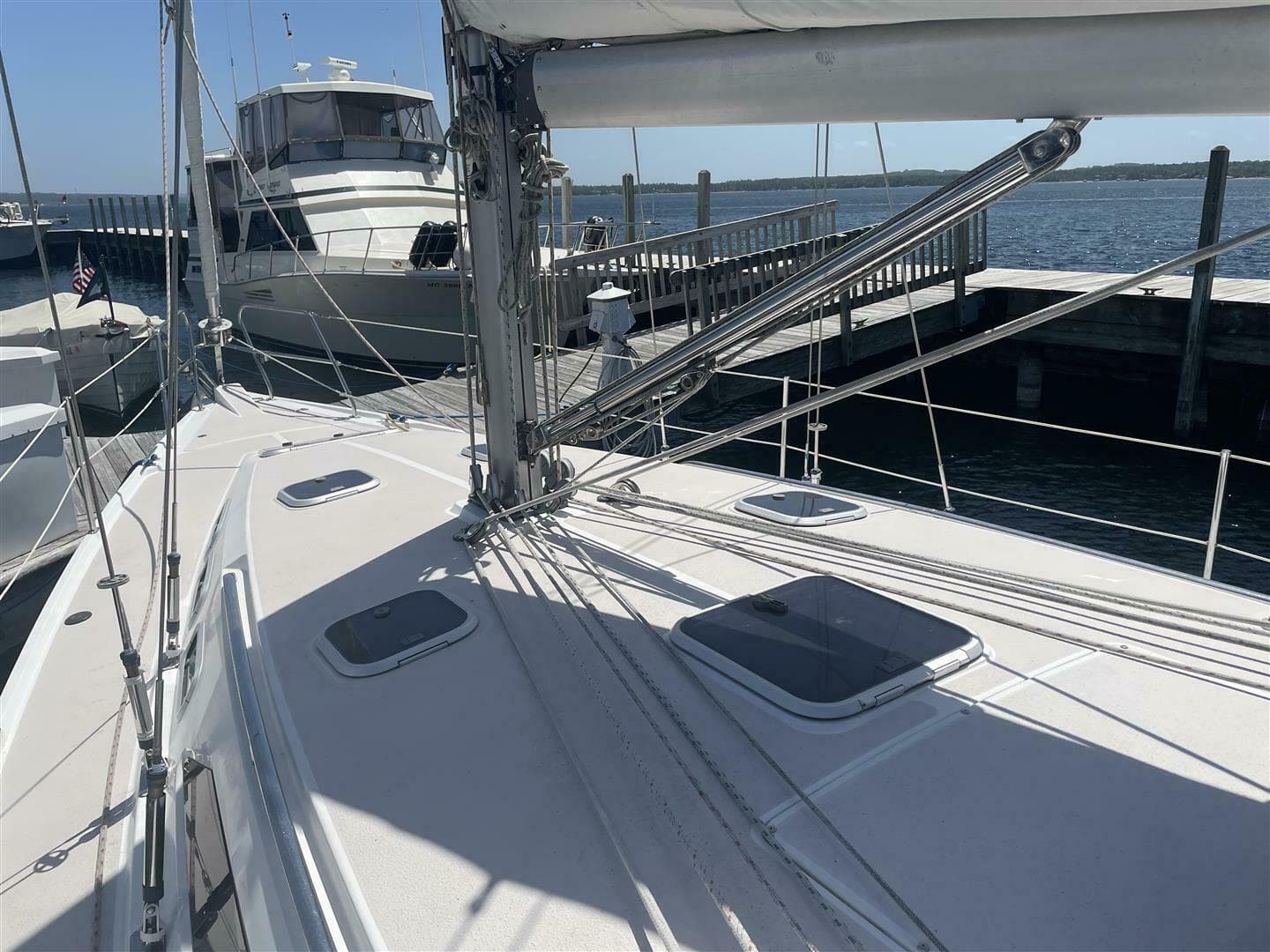 1997 Catalina Yachts 380 for Sale in Charlevoix, Michigan Sloop 5