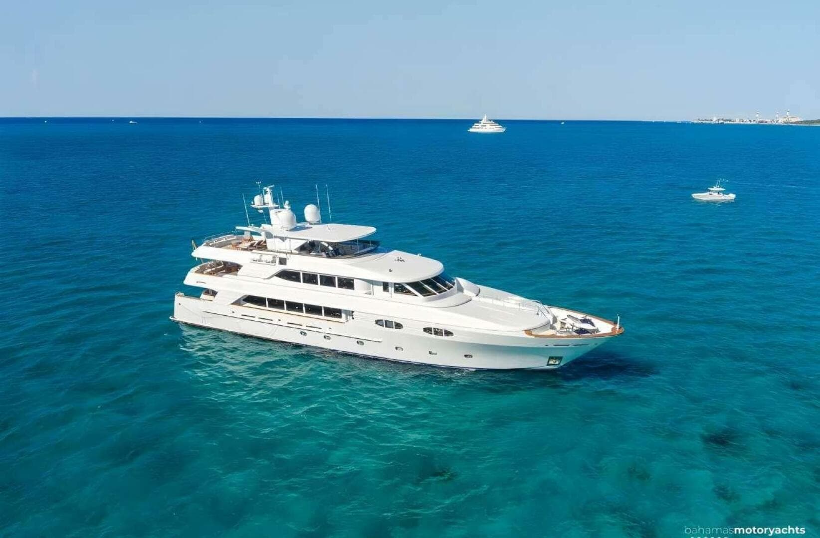 2004 Richmond Yachts 138' for Sale in Nassau, BS Motor Yacht 2