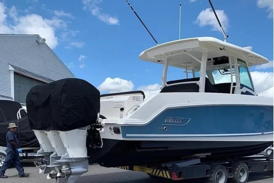 2019 Boston Whaler 380 Outrage for Sale in Lindenhurst, NY Center Console 3