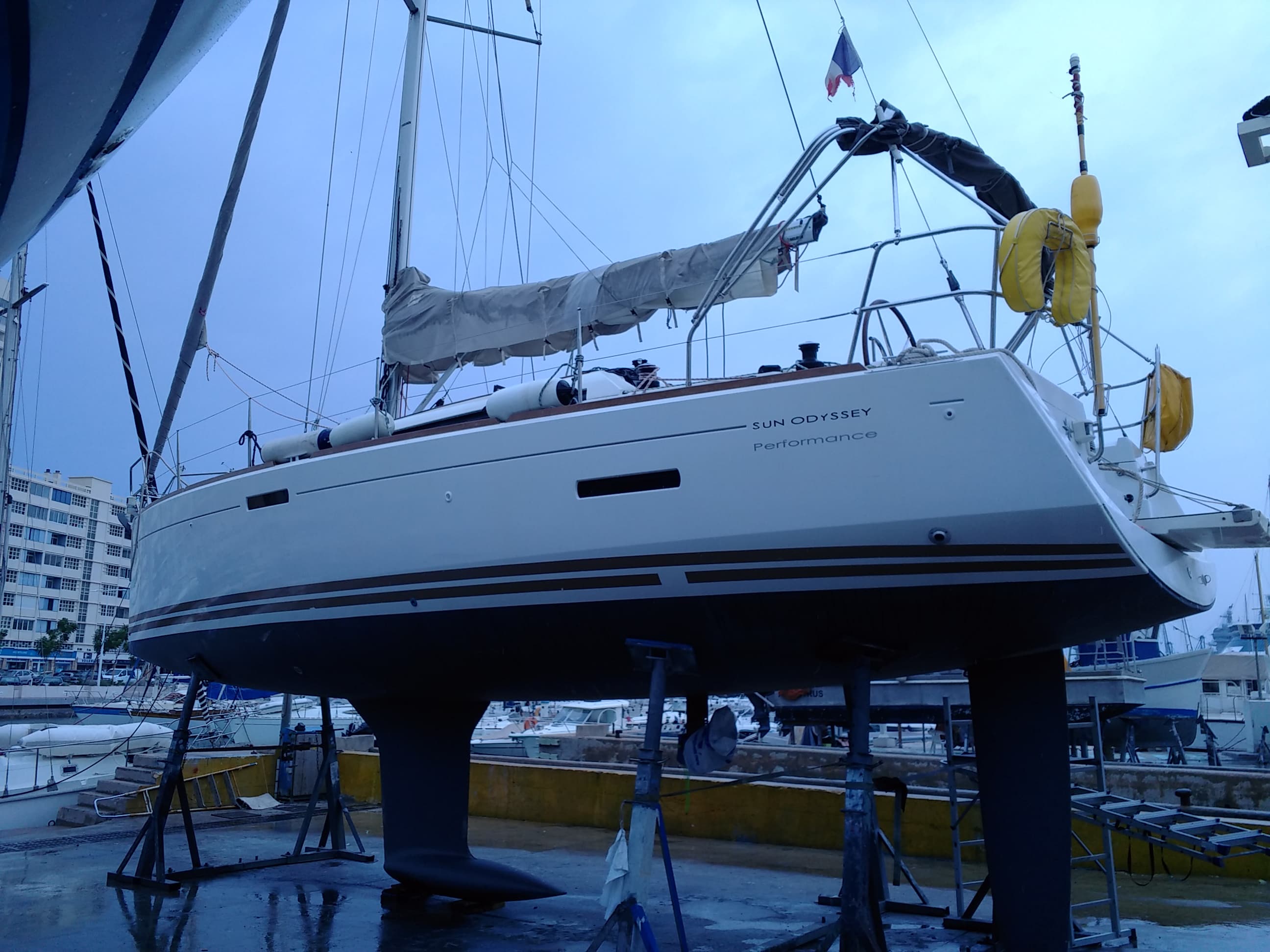 2012 Jeanneau Sun Odyssey 379 zum Verkauf in Toulon, FR Sloop