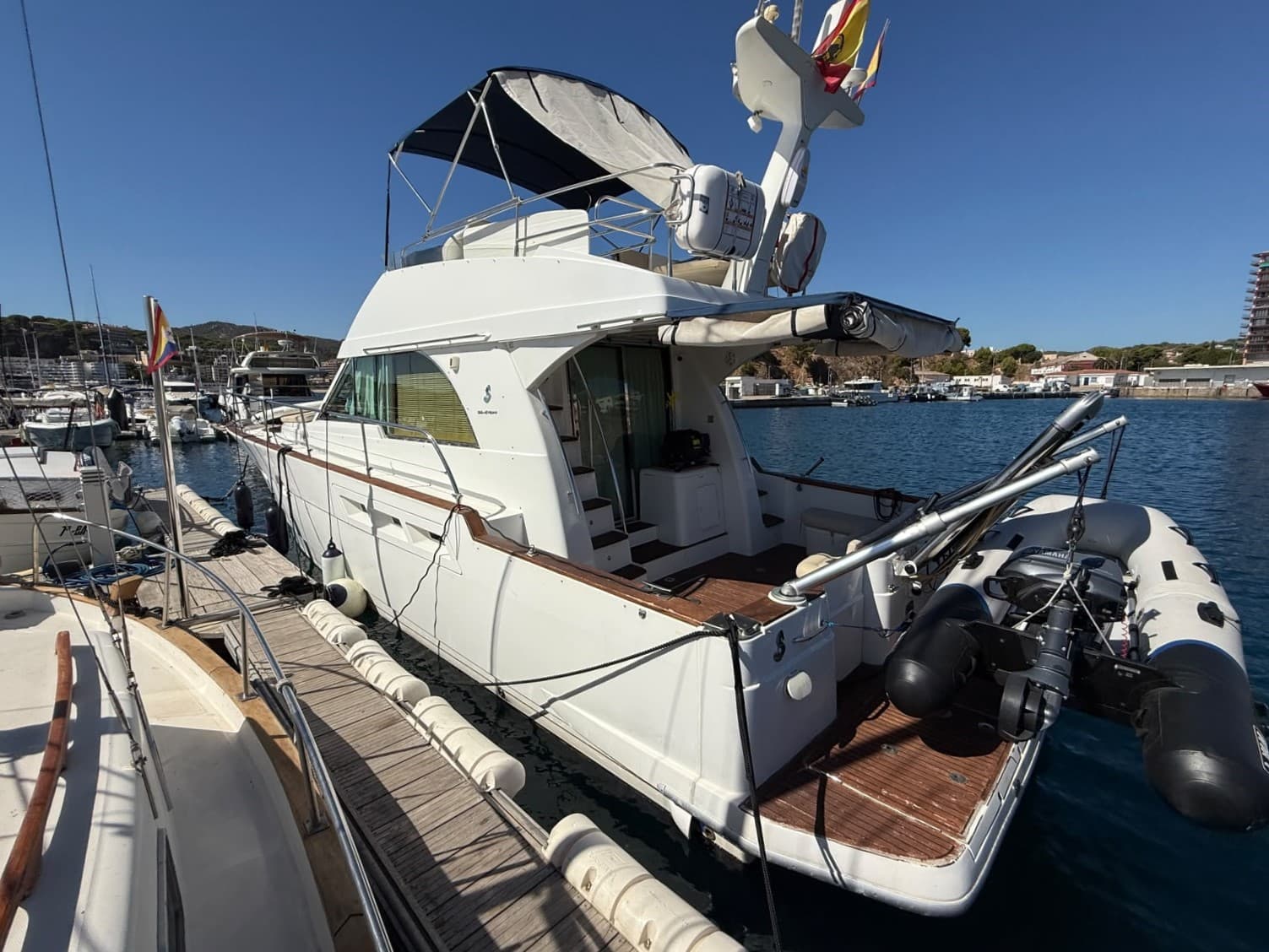 2003 Beneteau Antares 13.80 te koop in El Masnou, ES Motor Yacht