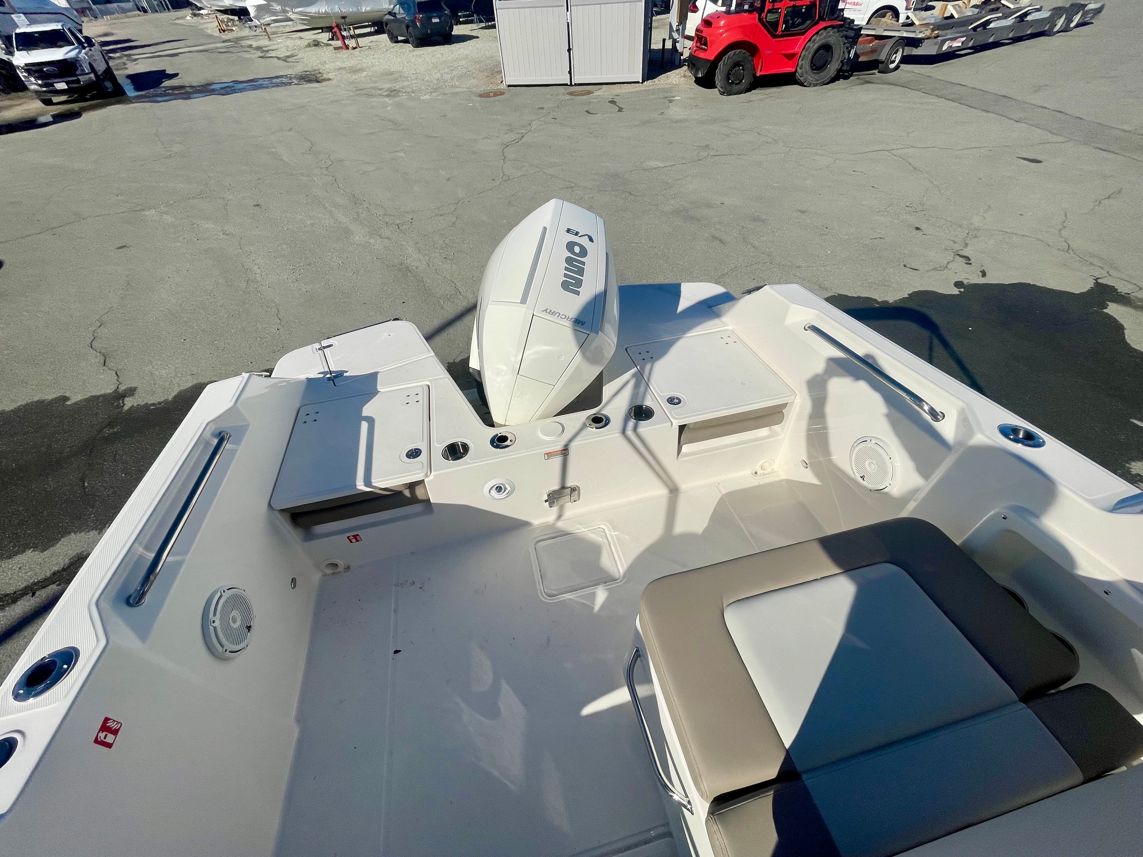 2026 Boston Whaler 210 Vantage zum Verkauf in Quincy, MA Bowrider 4