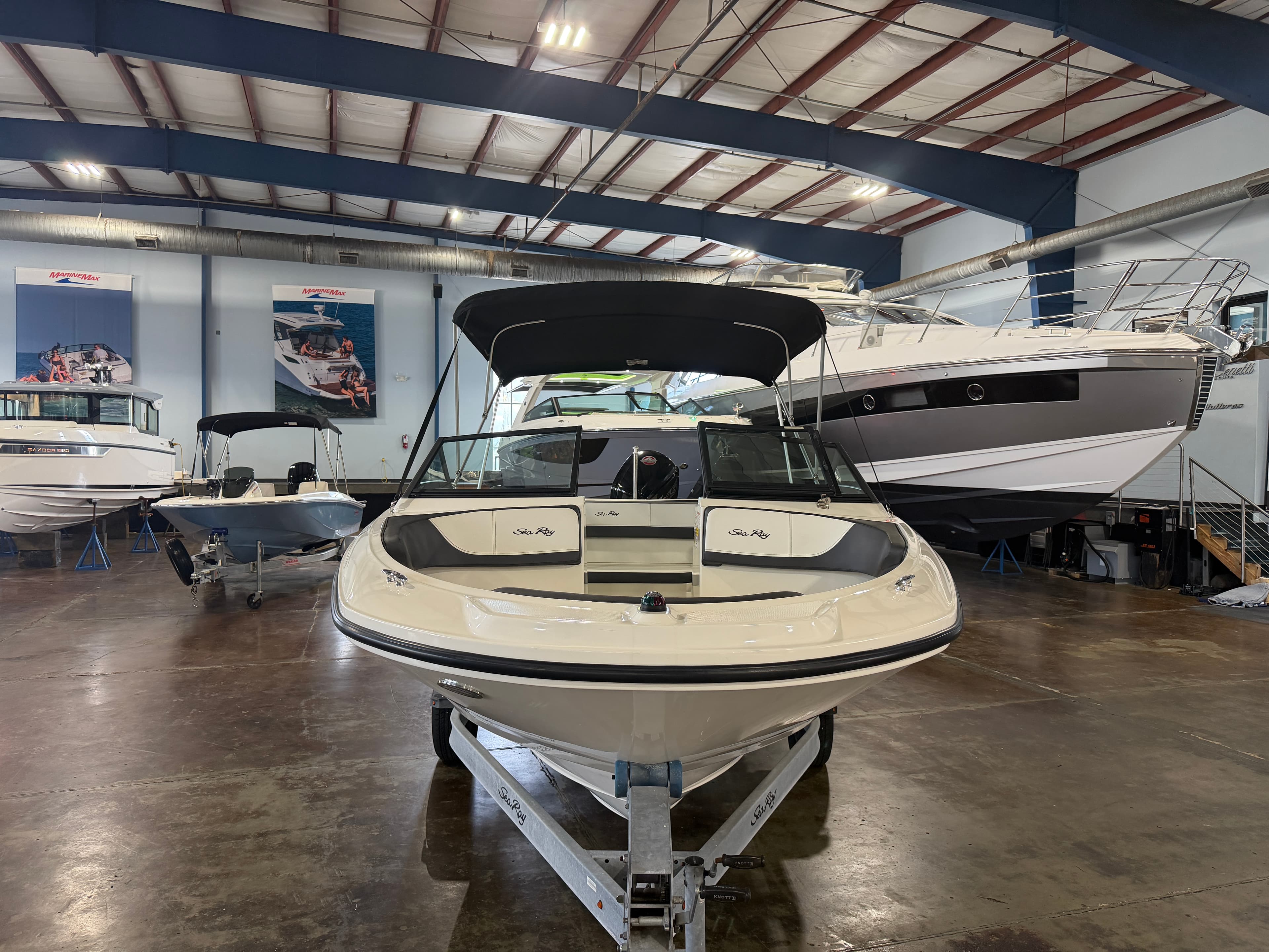 2018 Sea Ray SPX 190 Outboard zum Verkauf in Clearwater, Florida Bowrider 3