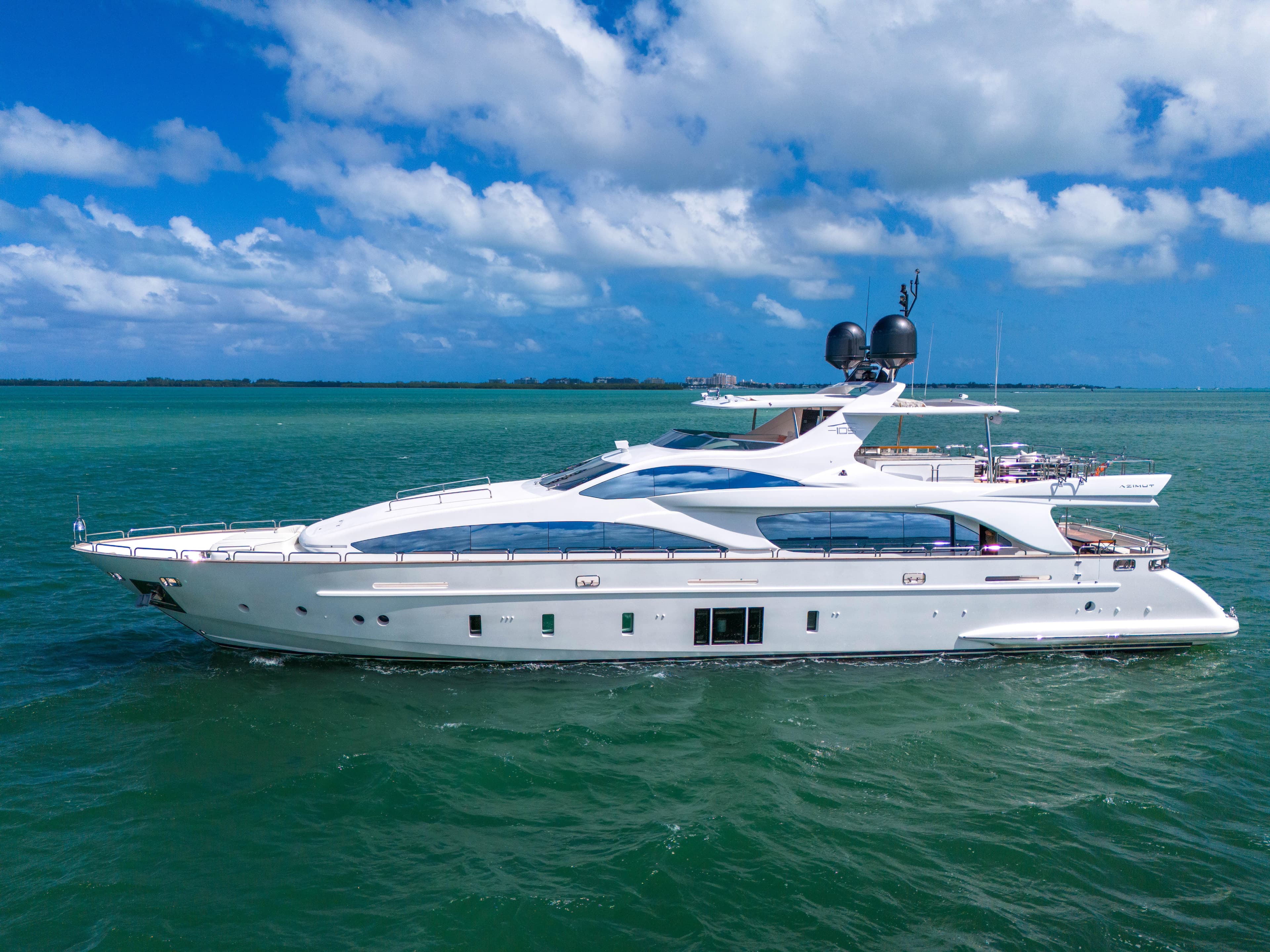 2012 Azimut 105 for Sale in Miami-Dade County, Florida Flybridge