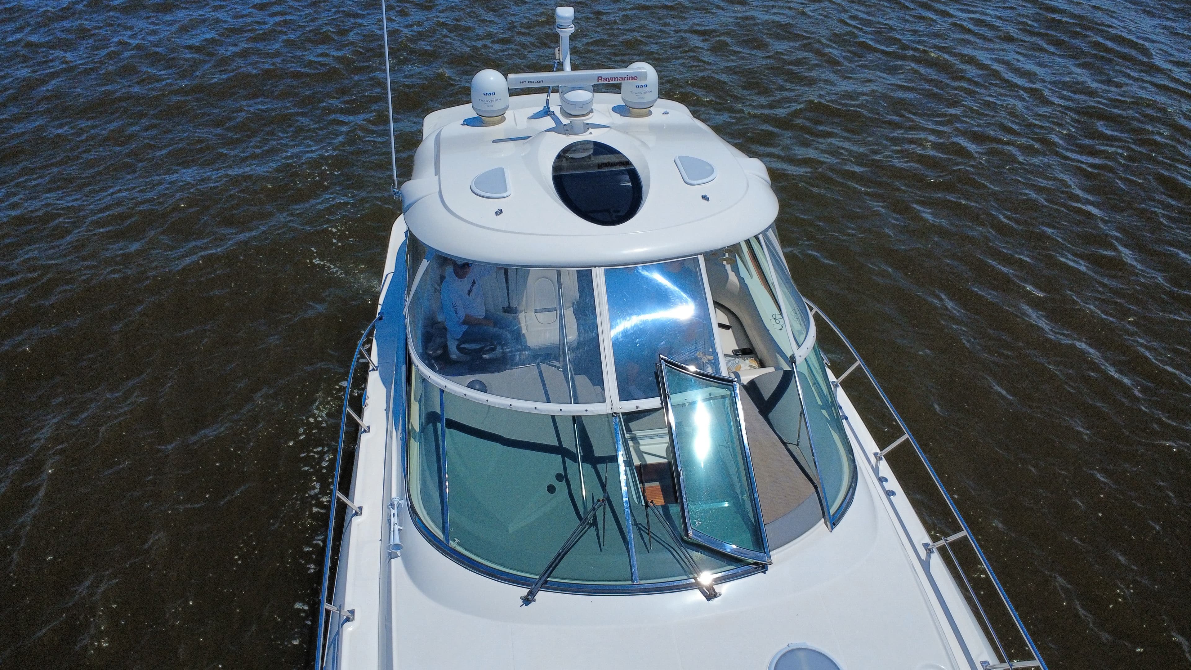 2007 Cruisers Yachts 520 Express for Sale in New Gretna, NJ Express Cruiser 5