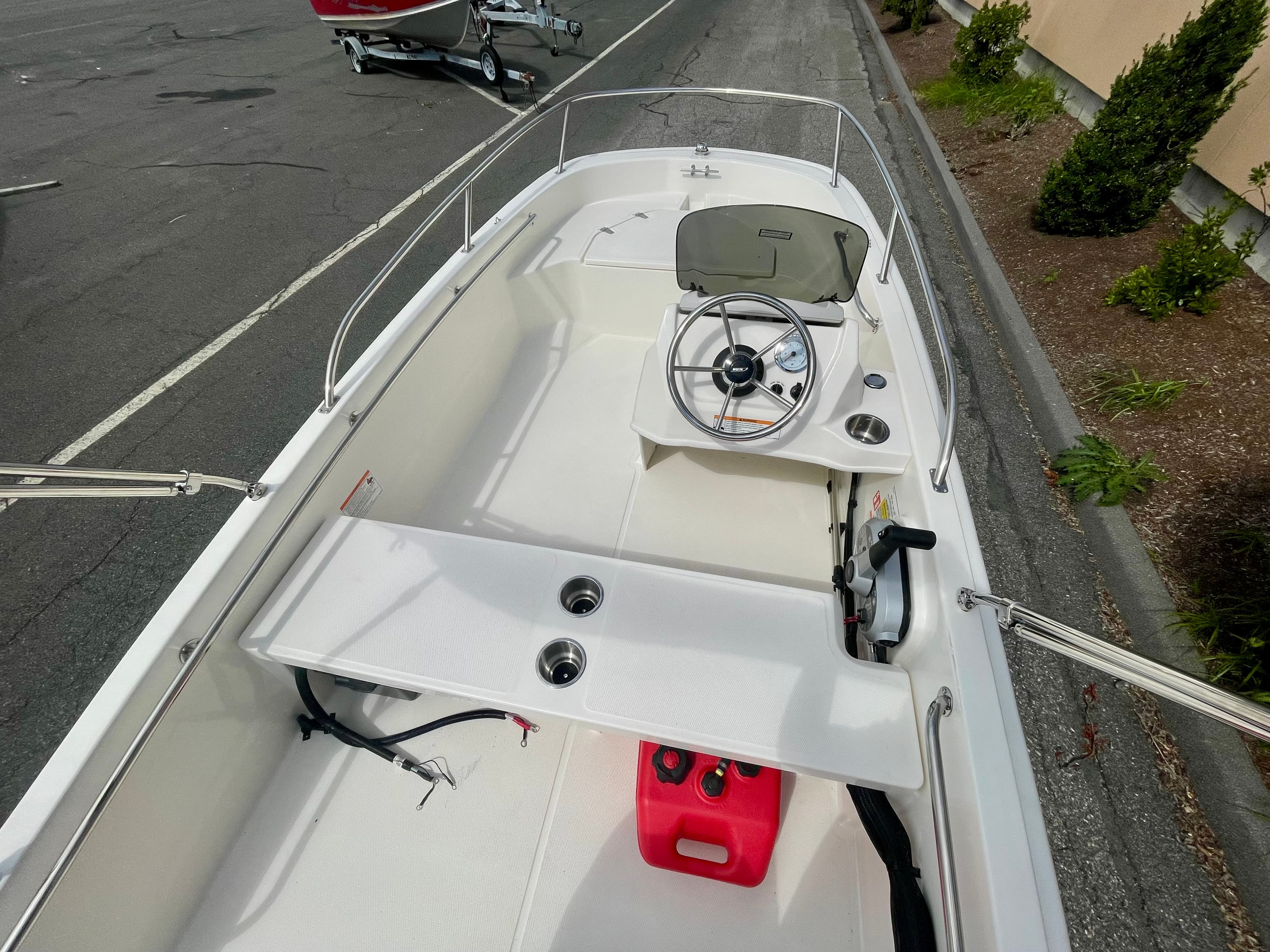 2027 Boston Whaler 130 Super Sport in vendita a Danvers, Massachusetts Bowrider 5